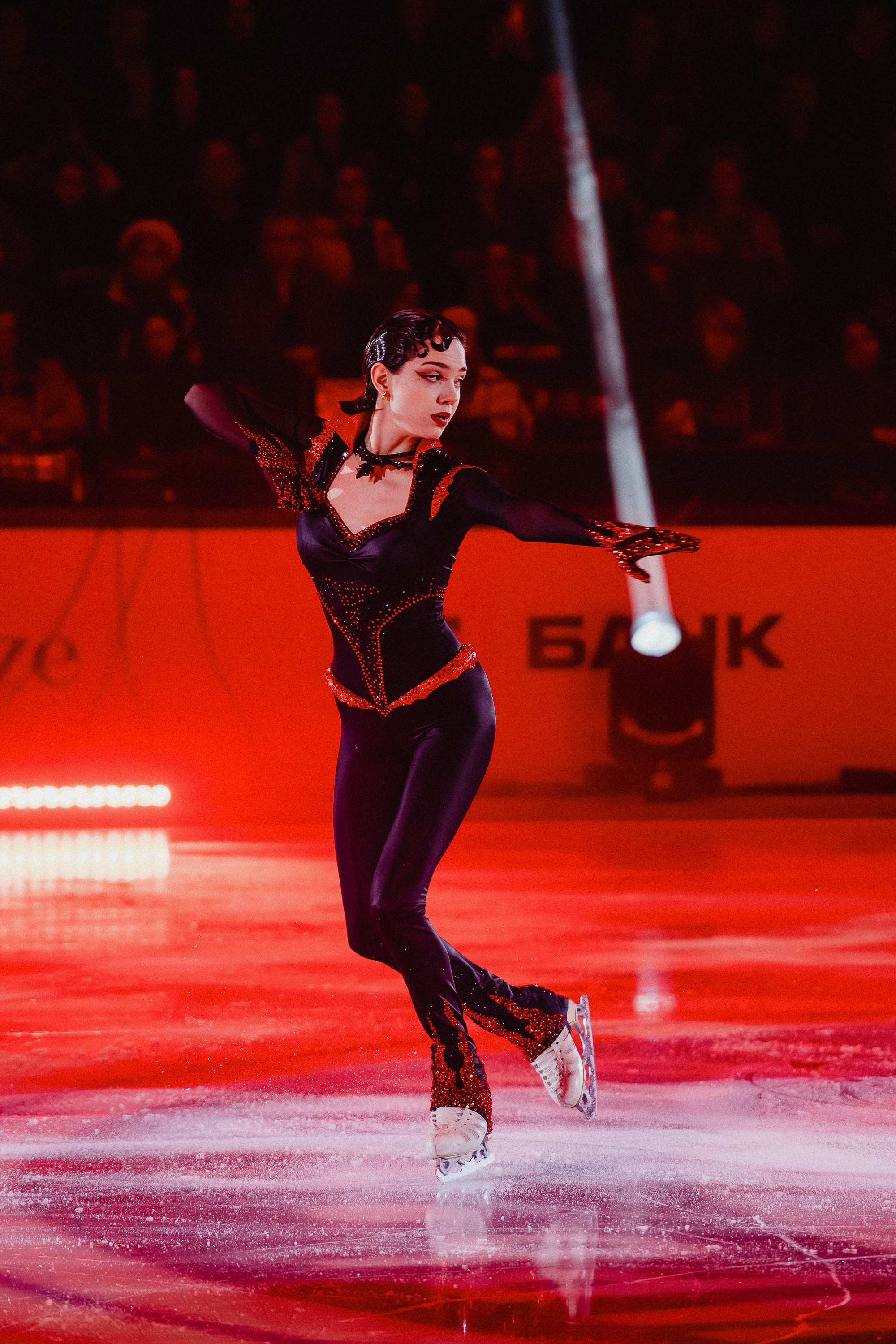 Шоу Этери Тутберидзе в Новосибирске. Воробьева Ксения — Спортивный и танцевальный фотограф Новосибирск