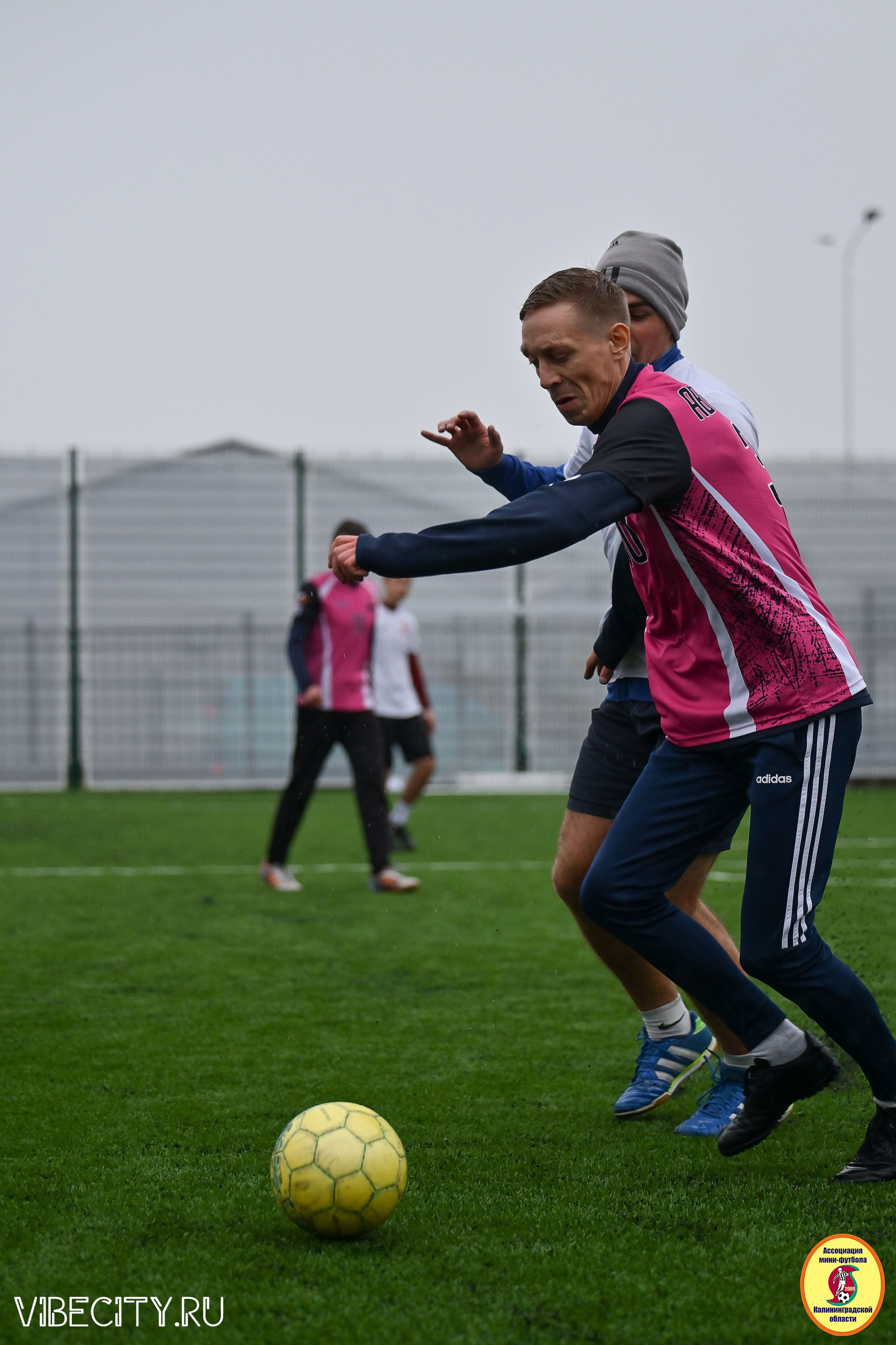 ИГРЫ МИНИ-ФУТБОЛЬНОЙ ЛИГИ. VIBECITY.RU Вайб Сити Ру Фоторепортажи Фотоотчеты Калининград