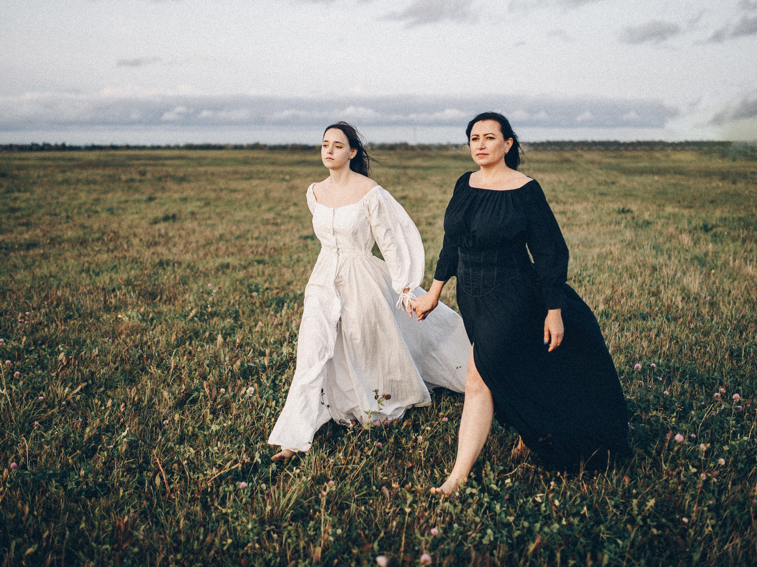 Юля и Карина, Пушкин. Фотограф Денис Неместо, портрет, репортаж