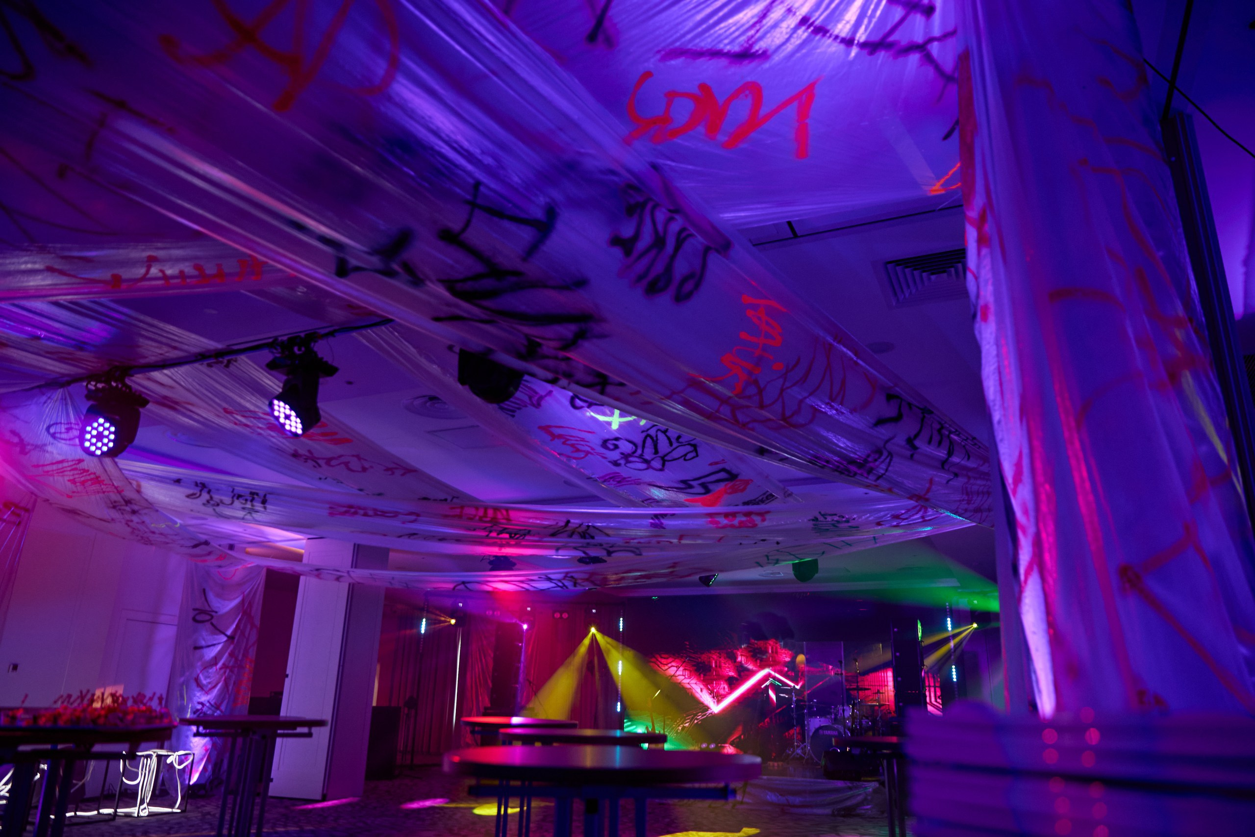 Студия декора НикитинаДекор — оформление мероприятий в Ульяновске. Профессиональное создание эксклюзивных декораций