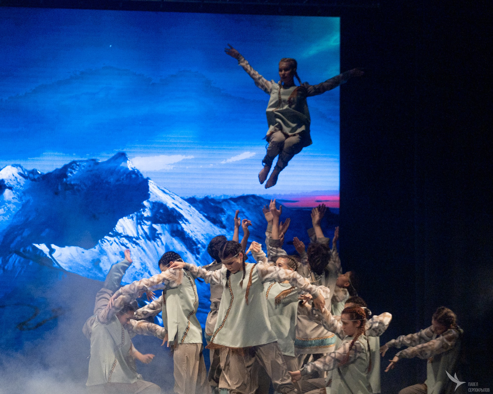 Юбилейный концерт студии эстрадного танца «Изумрудный город». Репортажный фотограф в Казани Павел Серпокрылов