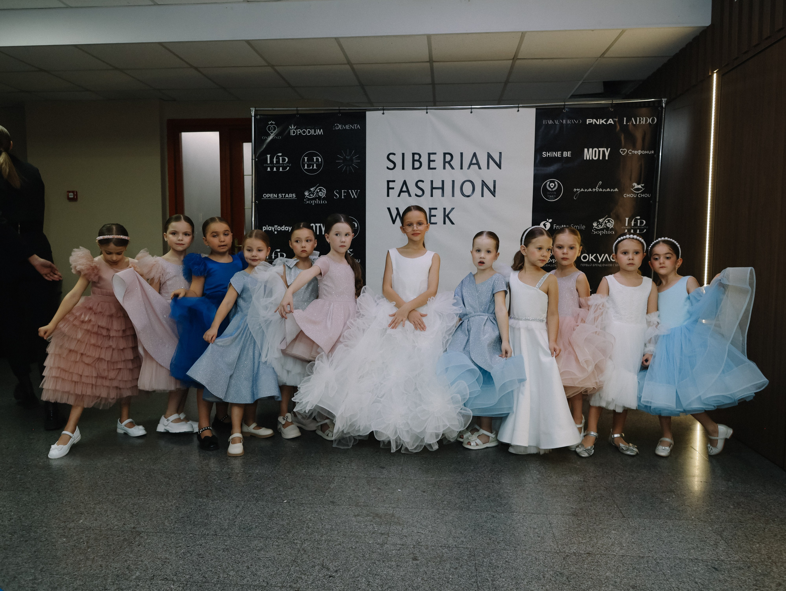 Участвуем в модном показе Сибири. Little_Princess.38