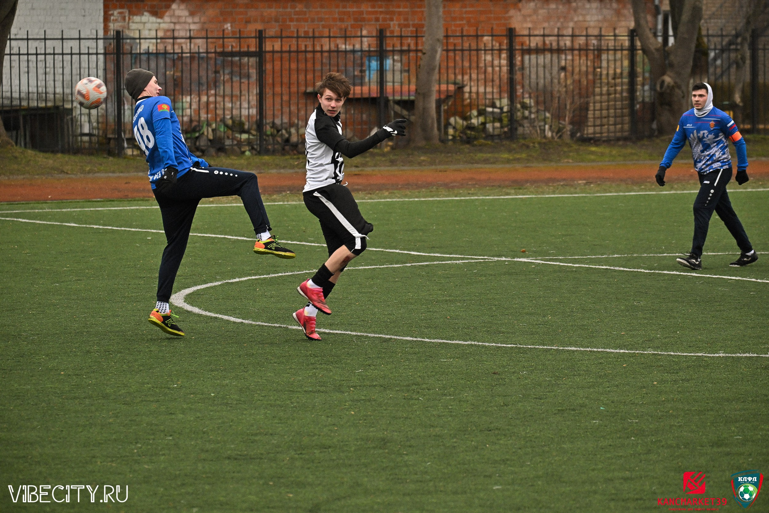 XX ЧЕМПИОНАТ КАЛИНИНГРАДСКОЙ ЛФЛ КАНЦМАРКЕТ39 сезона 2024–2025 гг. VIBECITY.RU Вайб Сити Ру Фоторепортажи Фотоотчеты Калининград