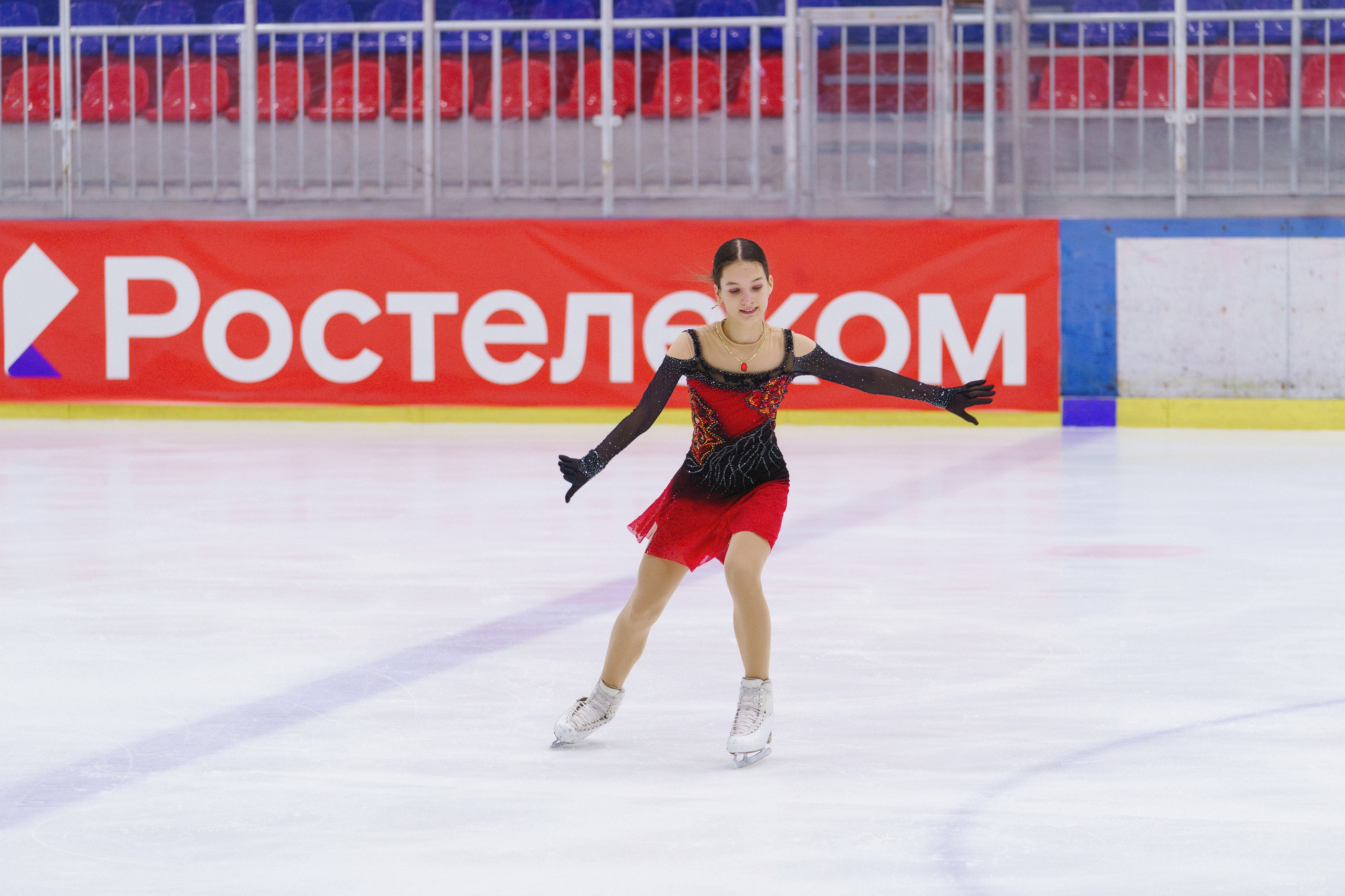 Первенство ДФО и СФО по фигурному катанию на коньках г. Искитим. Фотомастерская Воробьевых