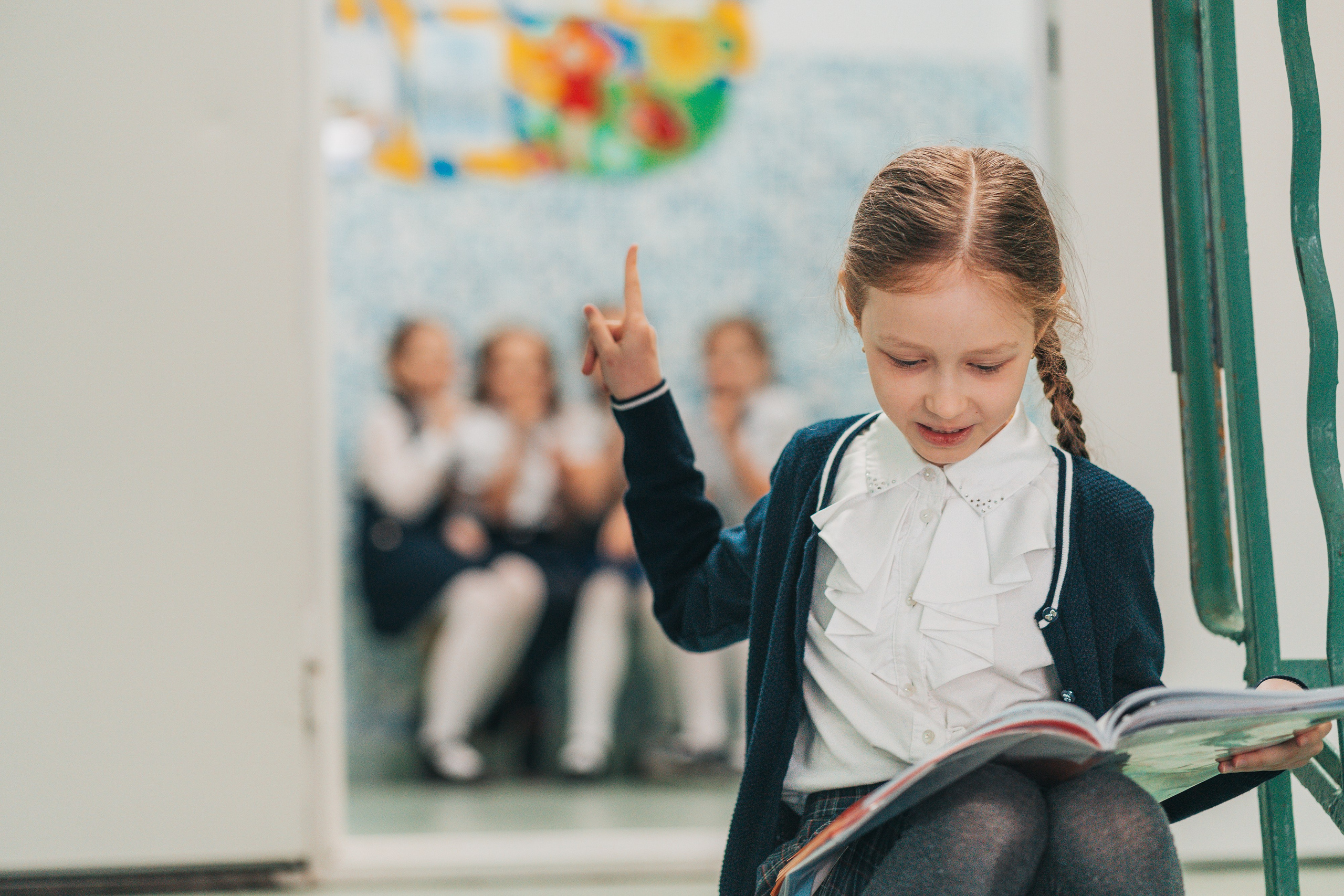 Школьные альбомы и альбомы для детского сада. Юлия Осипова. Москва