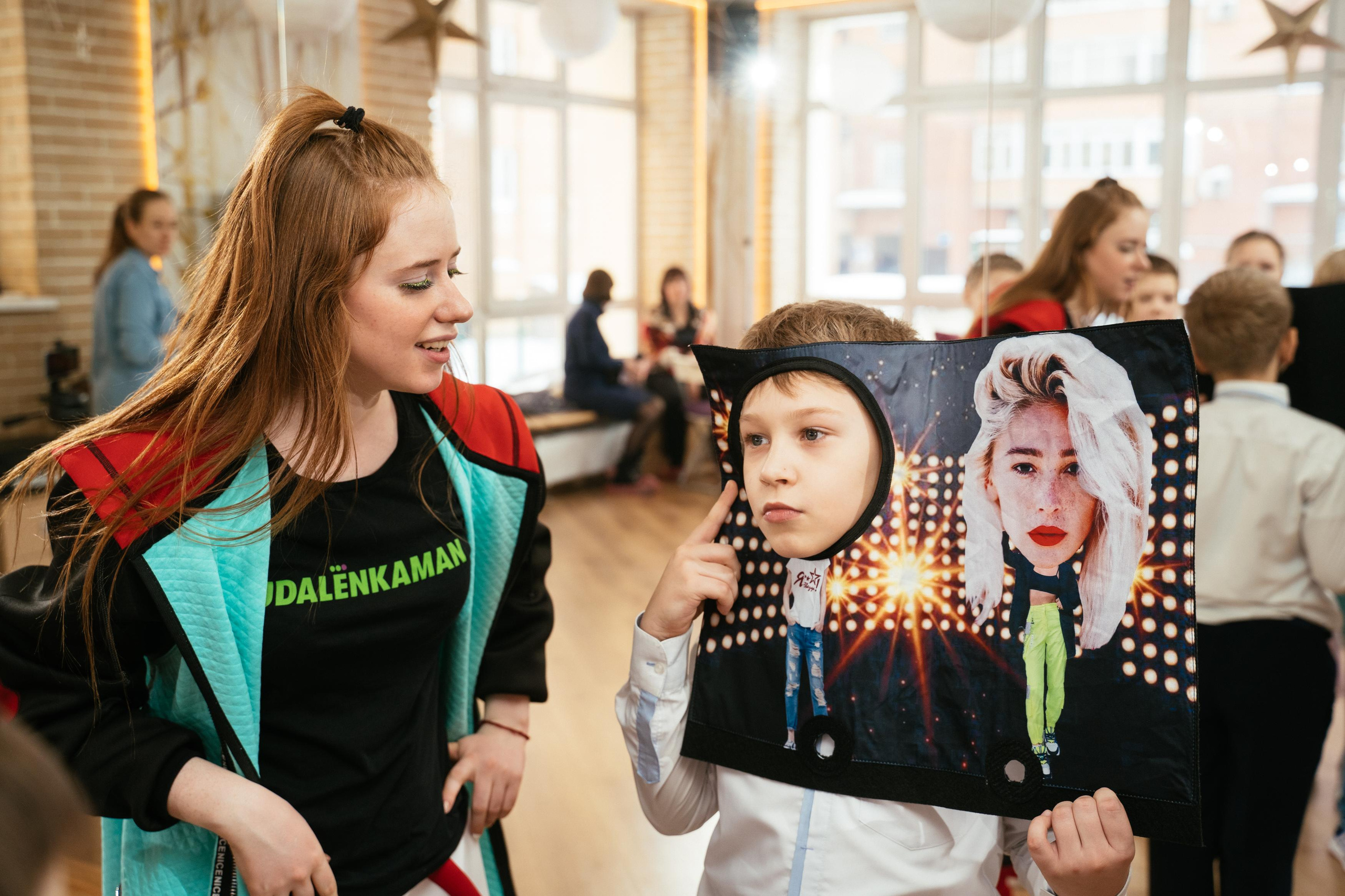 Тик-ток вечеринка для Варвары. Выпускные альбомы для детского сада и школы в Красноярске Мария Русяев