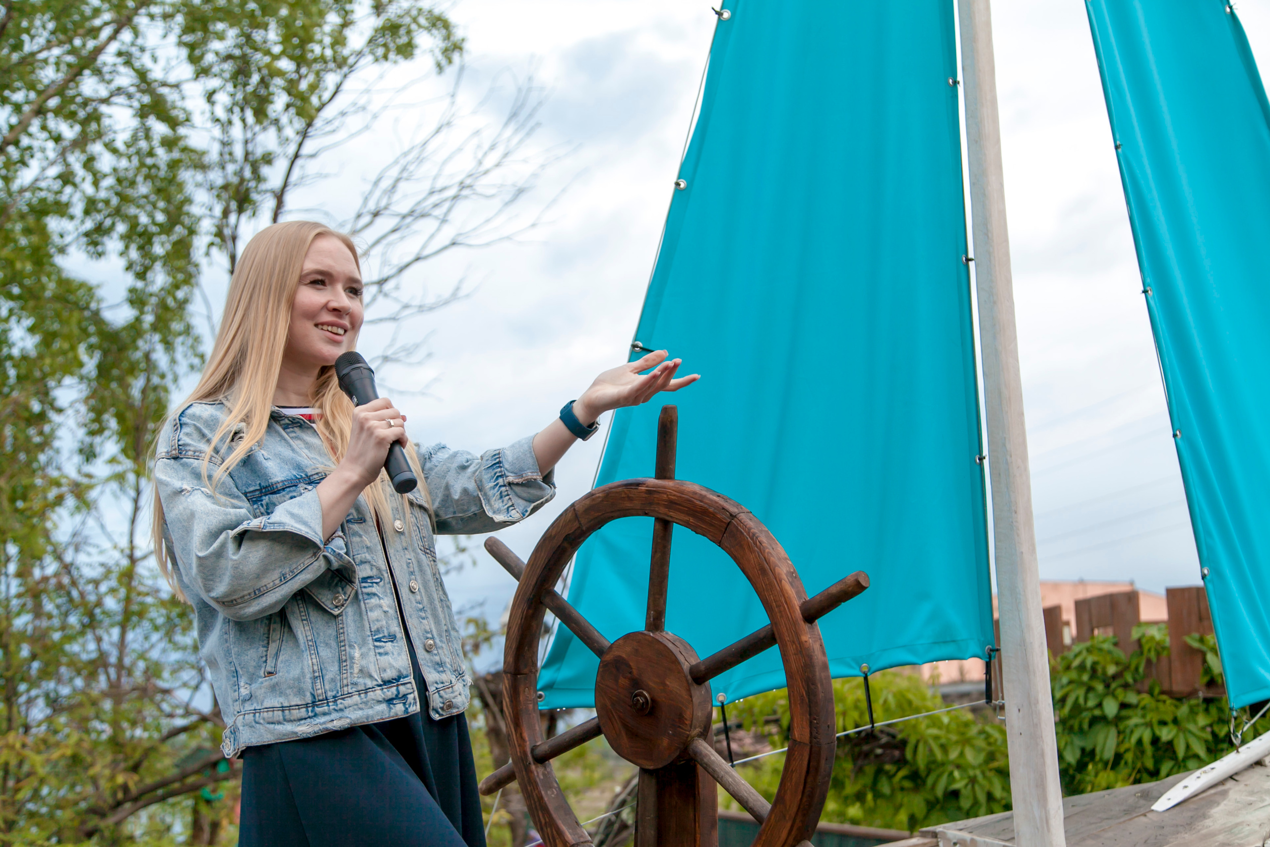 Ведущая на свадьбу Мария Снегур. Ведущий, Тамада, DJ, фото в Перми. Хорошее настроение