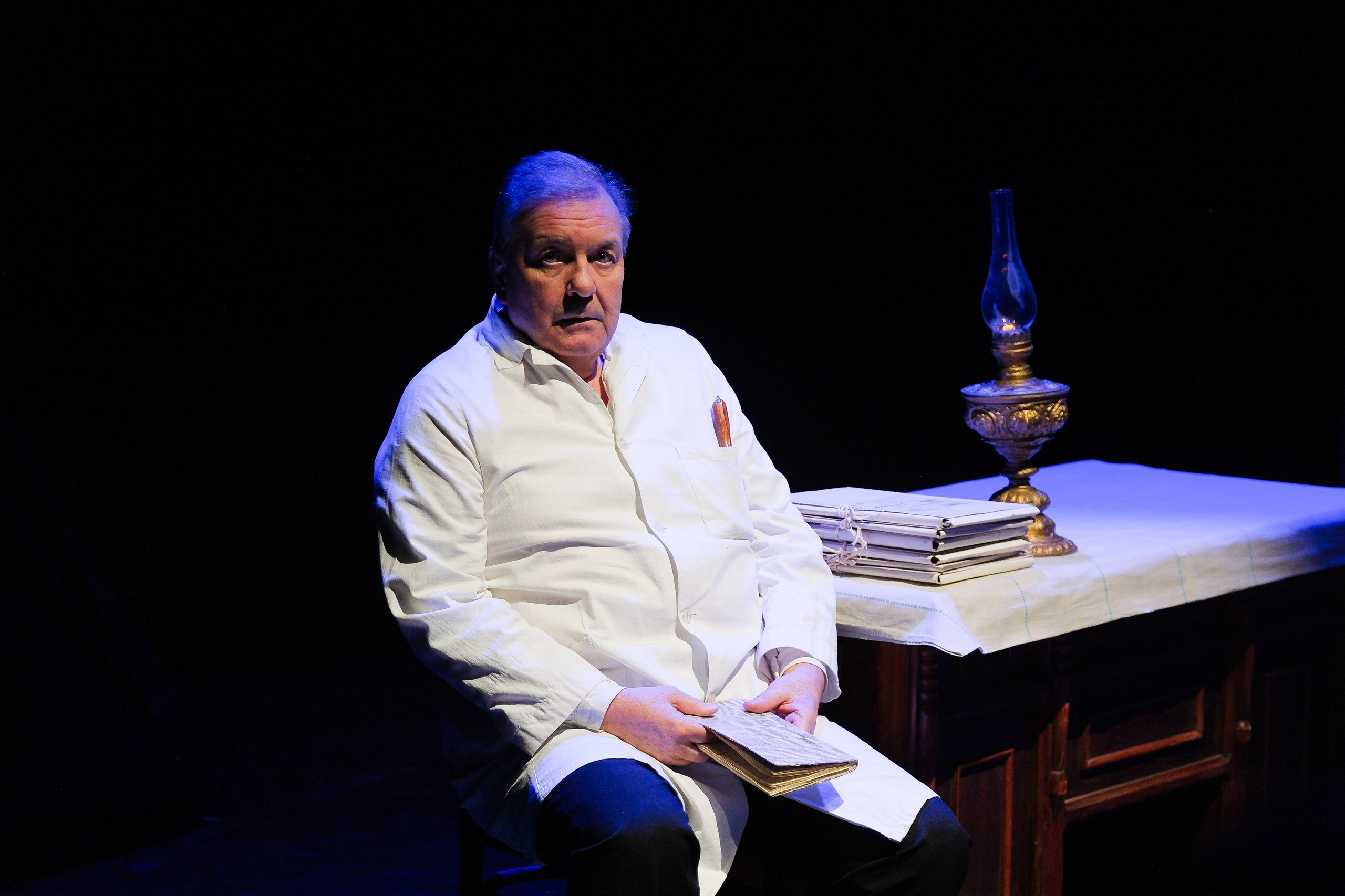 Записки сумасшедшего. Фотограф Анатолий Деникин