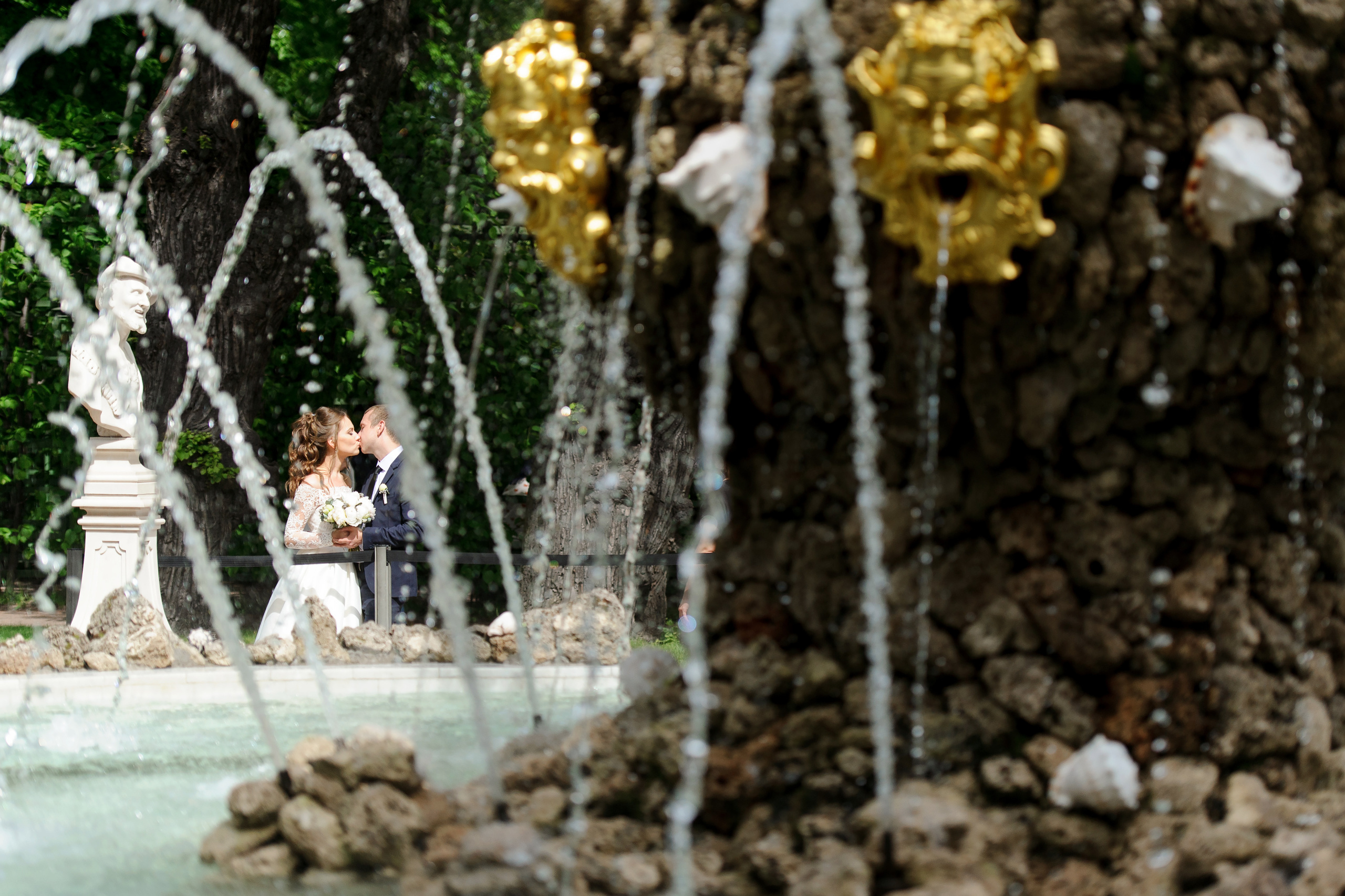 Свадебная фотосъёмка в фотостудии Мимика. Свадебный фотограф Наталья Немцева в Санкт-Петербурге