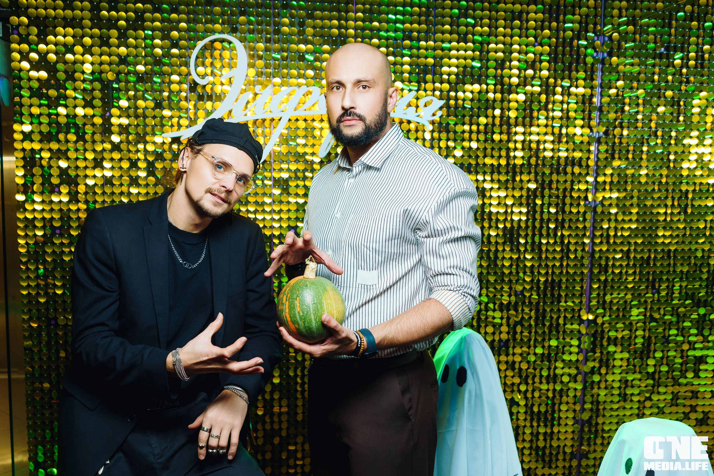 Фоторепортаж из караоке-клуба Эйфория. One Media Life: фоторепортажи, фотоотчеты с мероприятий и заведений