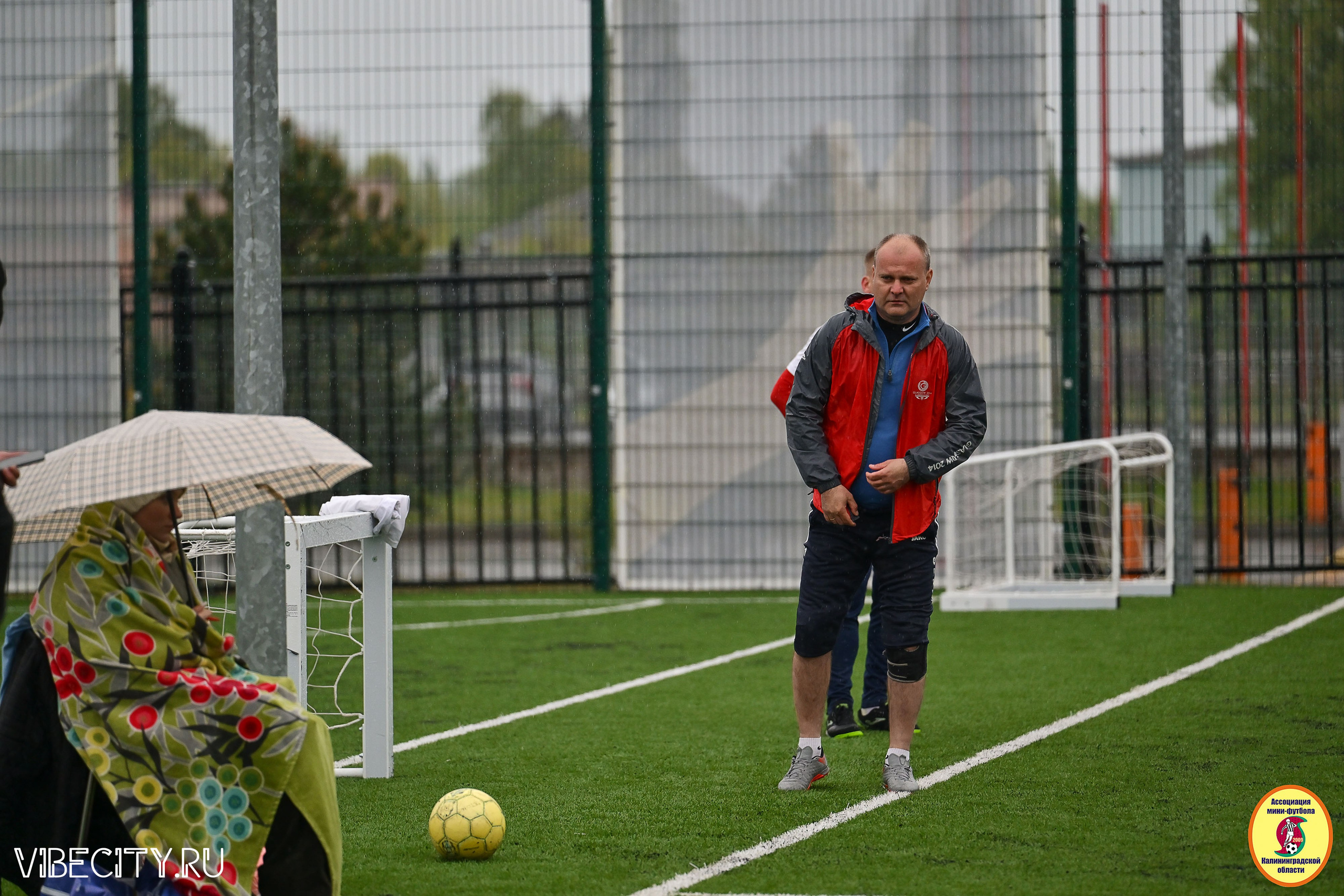 ИГРЫ МИНИ-ФУТБОЛЬНОЙ ЛИГИ. VIBECITY.RU Вайб Сити Ру Фоторепортажи Фотоотчеты Калининград