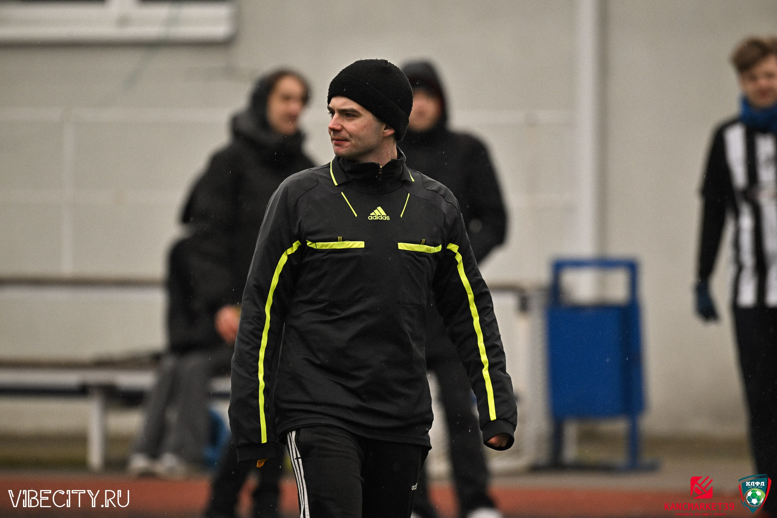 XX ЧЕМПИОНАТ КАЛИНИНГРАДСКОЙ ЛФЛ КАНЦМАРКЕТ39 сезона 2024–2025 гг. VIBECITY.RU Вайб Сити Ру Фоторепортажи Фотоотчеты Калининград