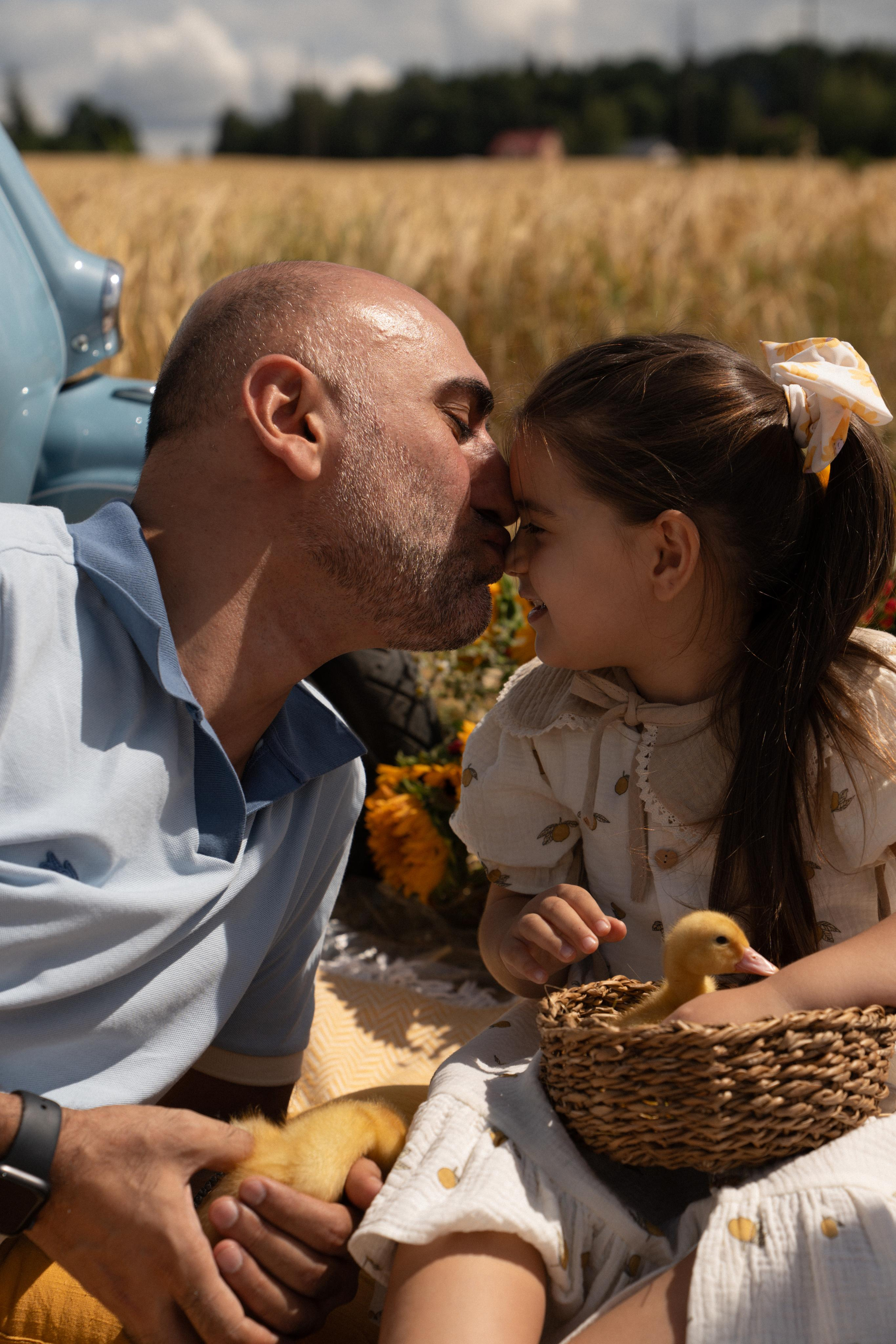 Моника тебе скоро 4. ...........