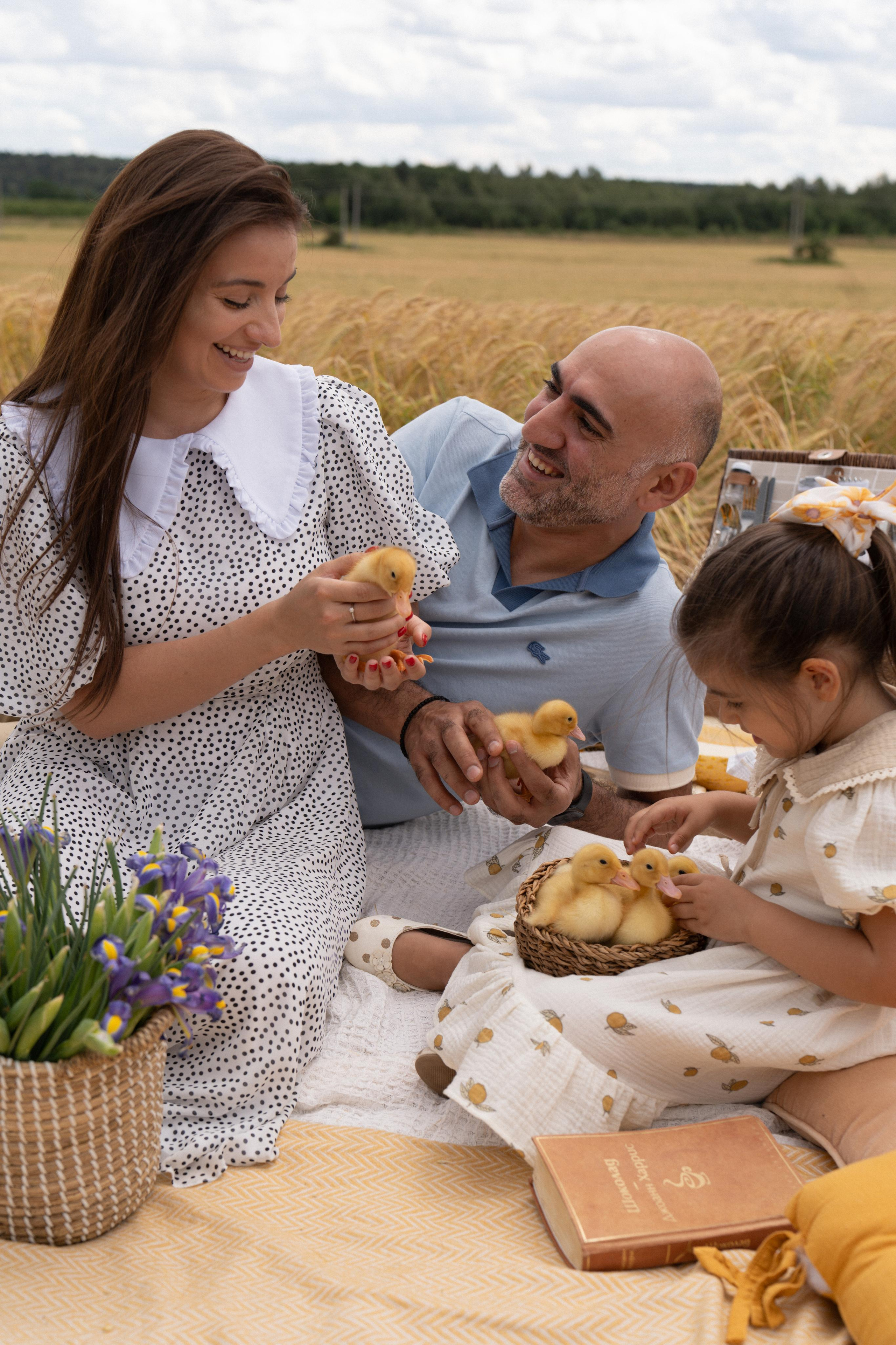 Моника тебе скоро 4. ...........