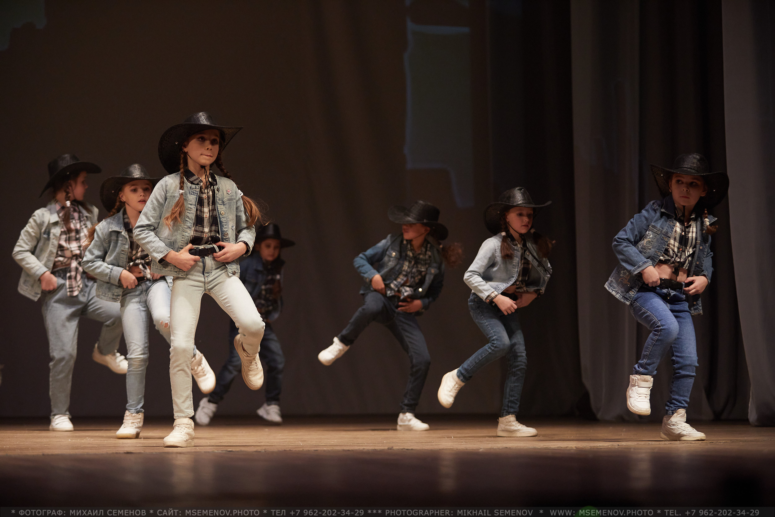 АНОНС Юбилейный концерт «Dance Victory» 10 лет!. Photographer for business Mikhail Semenov. Aqua photo studio, photo school