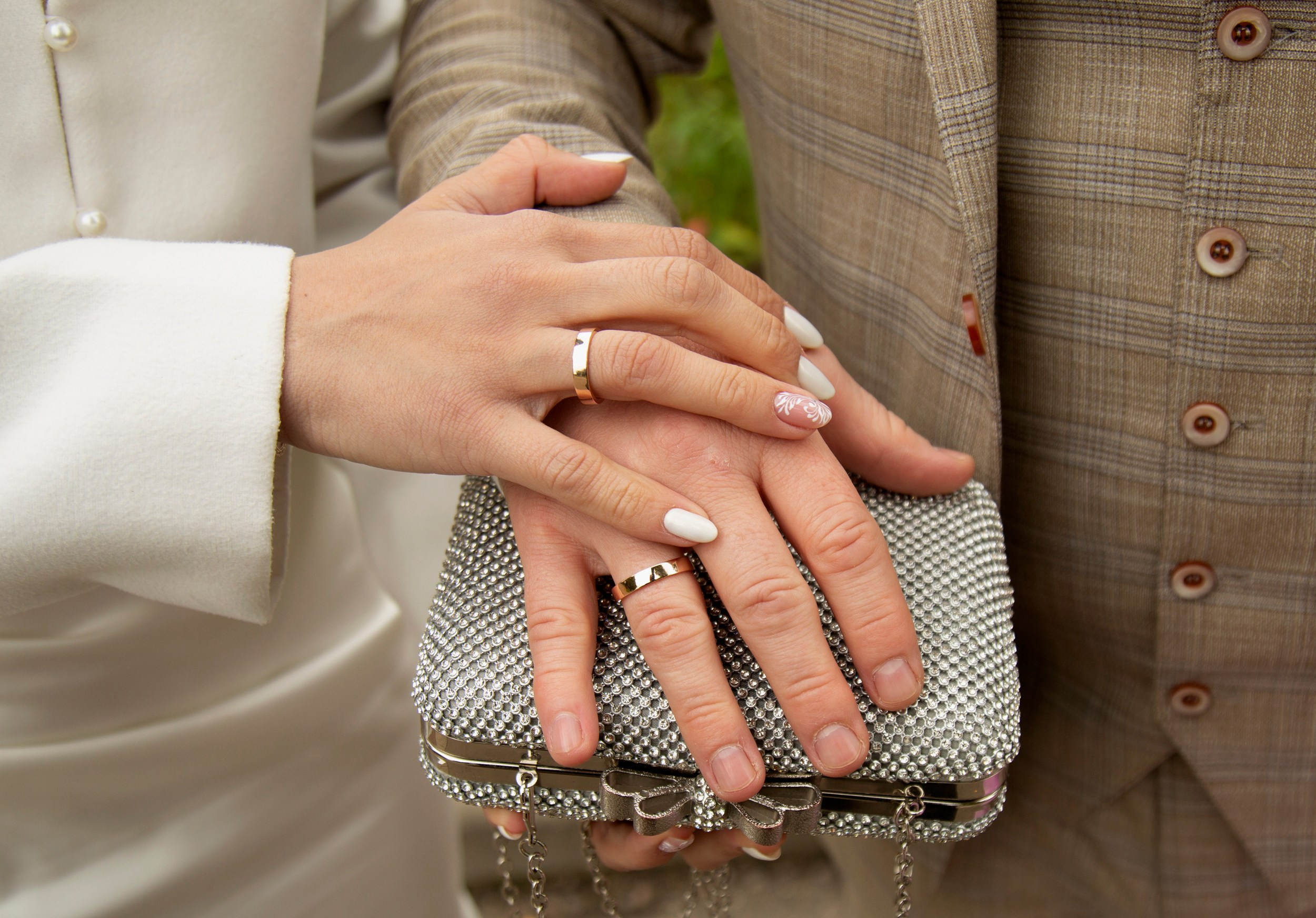 Свадебная фотосессия бракосочетания во Дворце Алексея Михайловича в Коломенском в Москве для Ирины и Андрея. Фотосессия в студии в Москве от профессионального фотографа услуги по доступным ценам