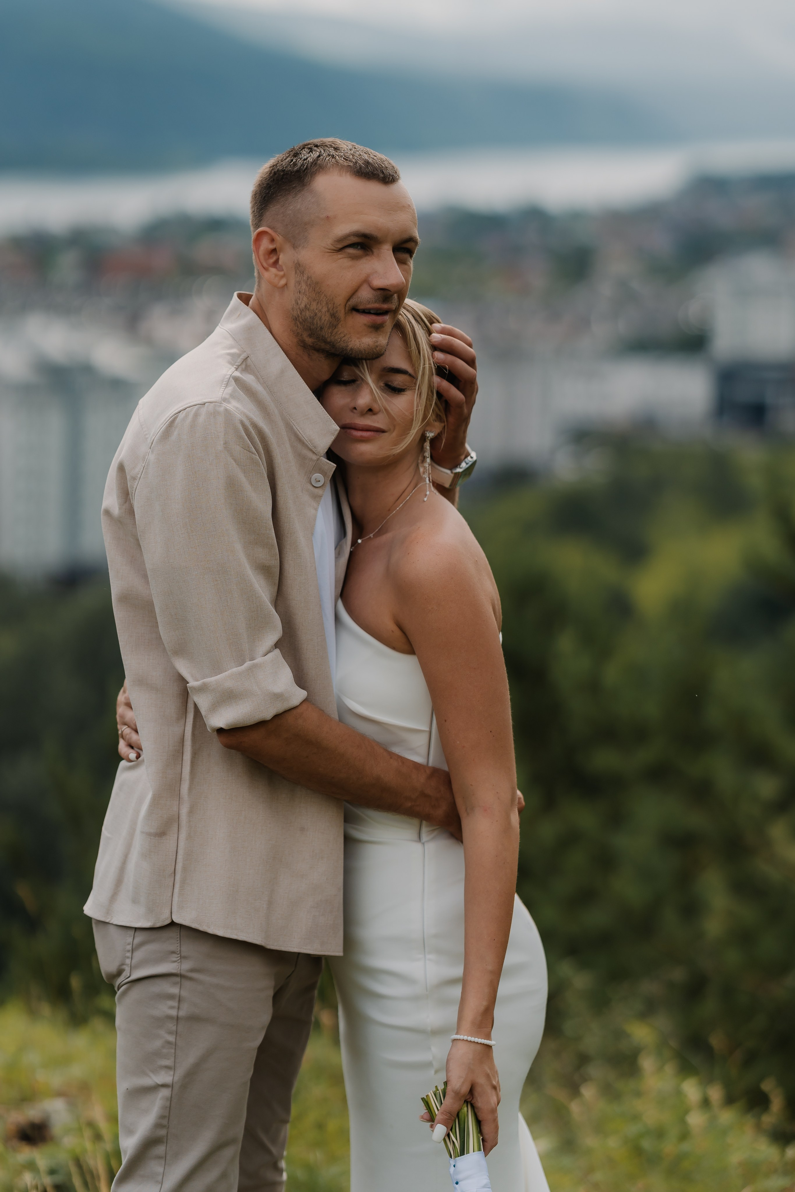 СВАДЕБНЫЙ ФОТОГРАФ КРАСНОЯРСК