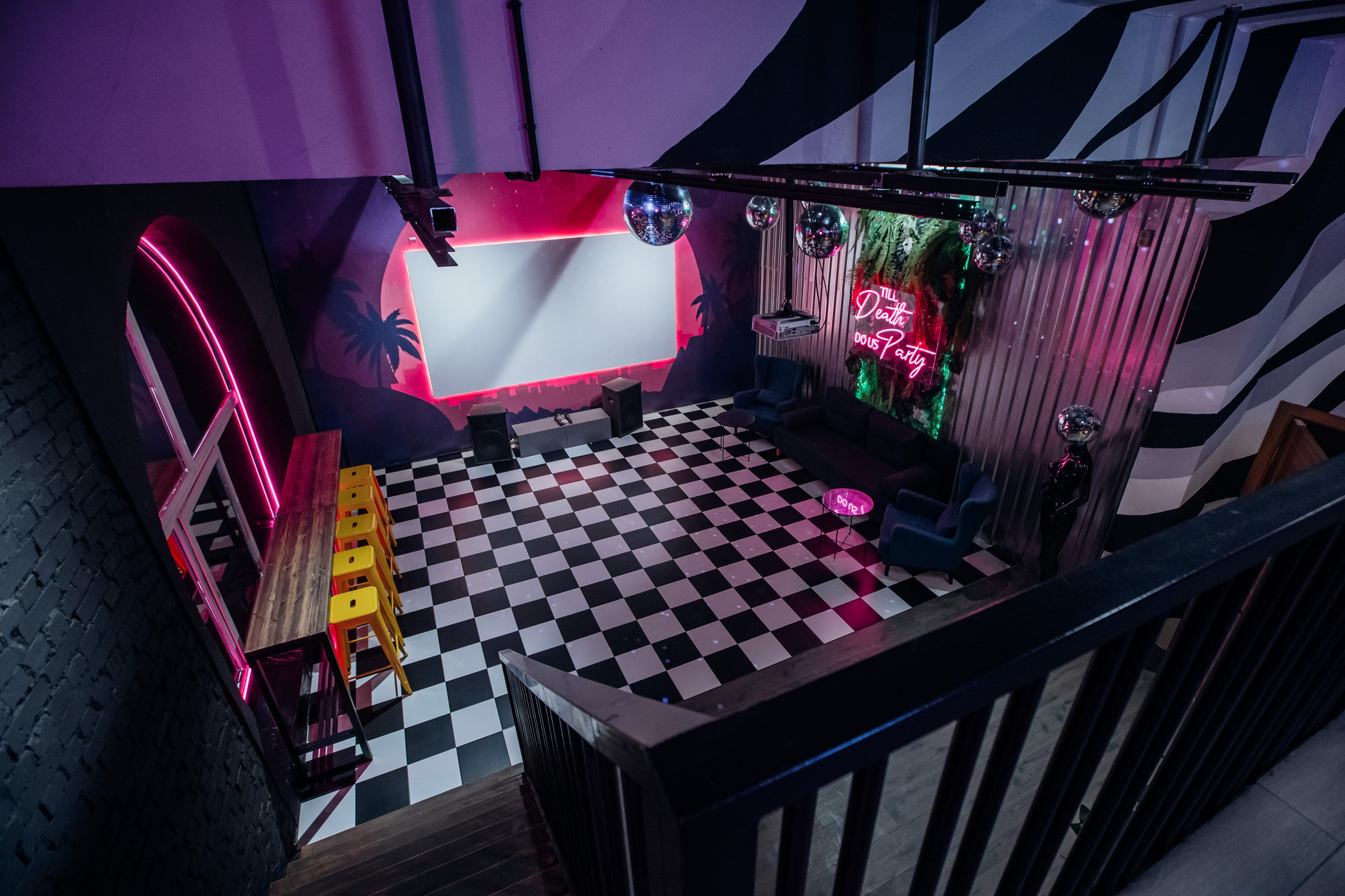 Оушен Драйв (лето). Аренда лофта в СПб для мероприятий