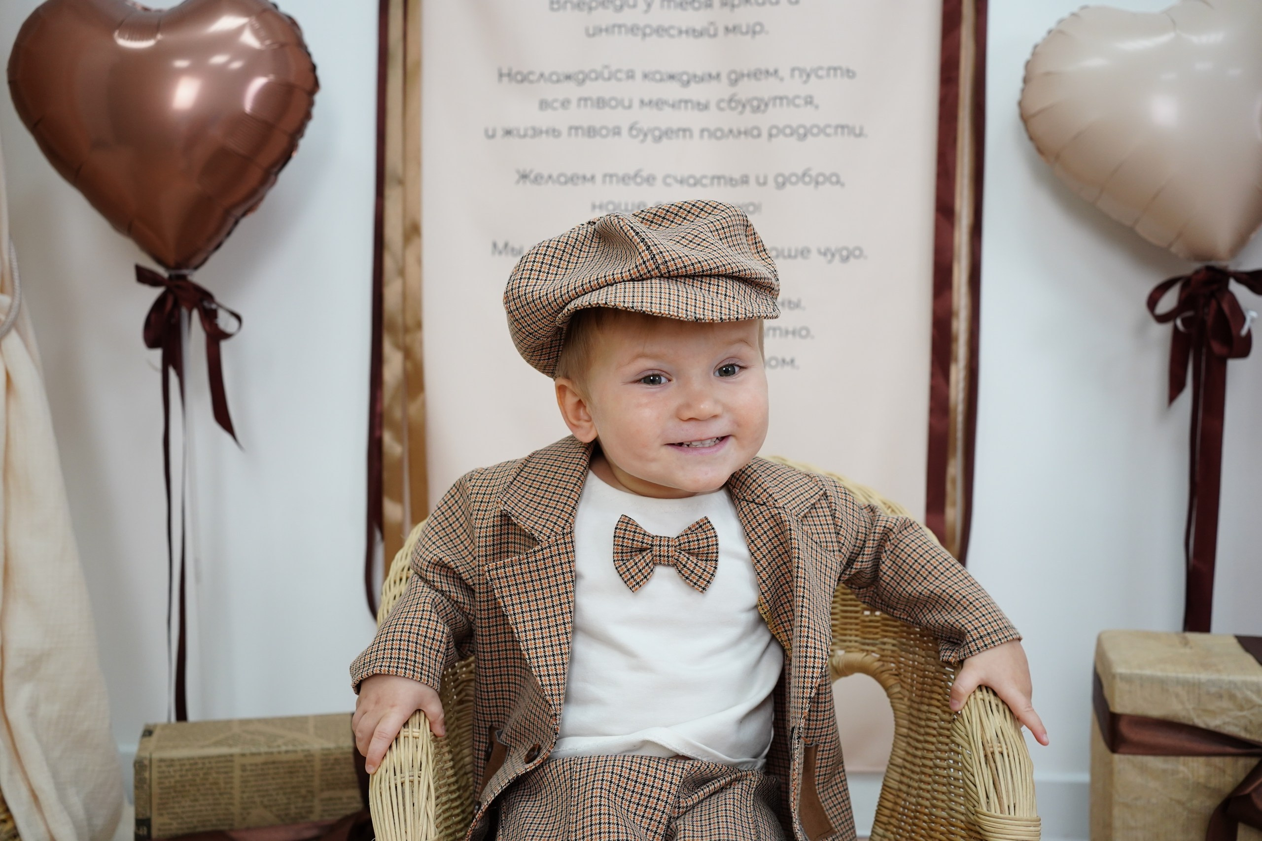 Наши Новые Фотозоны. Детская Фотостудия ГОДОВАСИКИ в Санкт-Петербурге фотосесия на годик