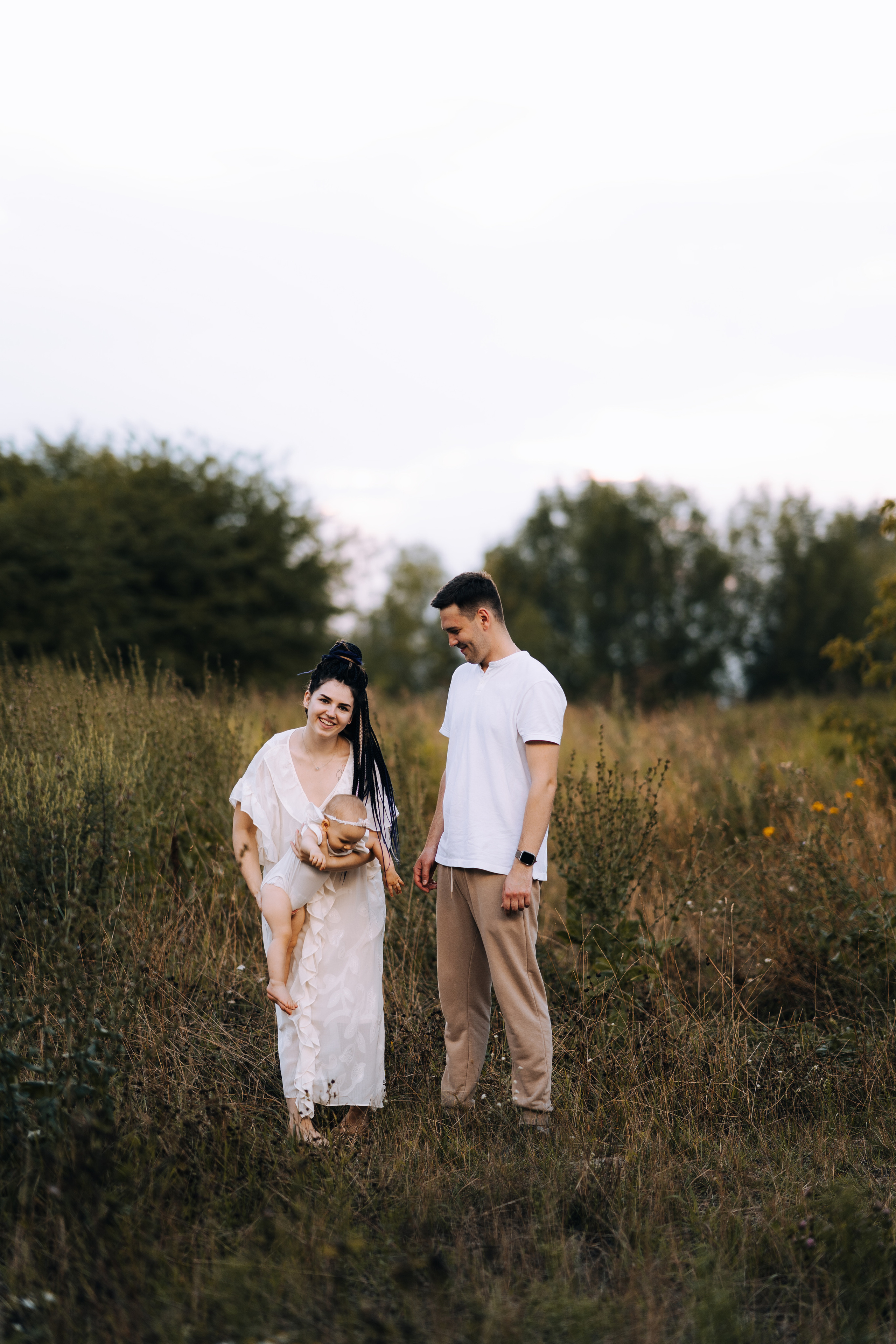 Фотопрогулка семьи в московском парке. Фотосессия новорожденных в Москве — newborn фотограф Елена Виниченко