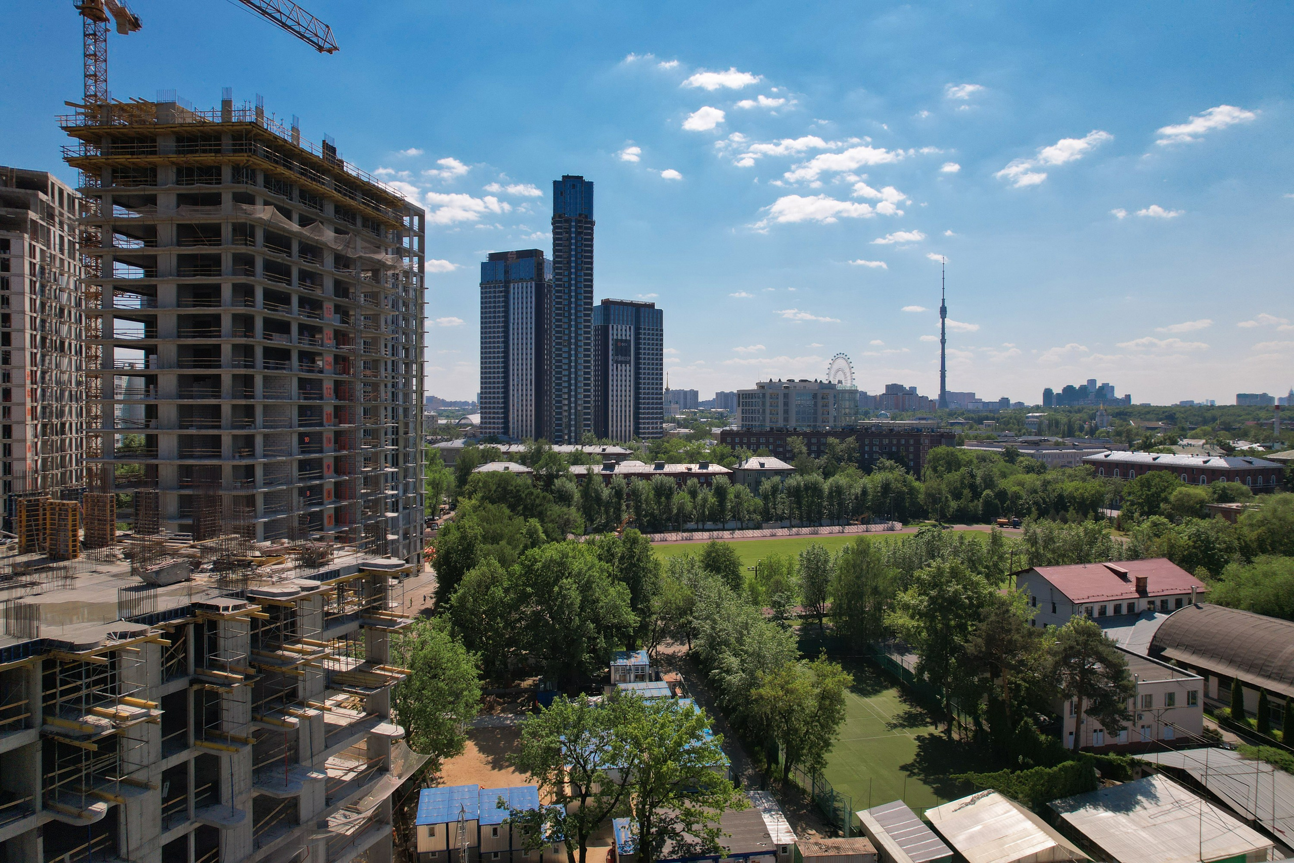 Архитектура и недвижимость. Ход строительства. Съемка с дрона. Профессиональное решение для частных лиц и бизнеса