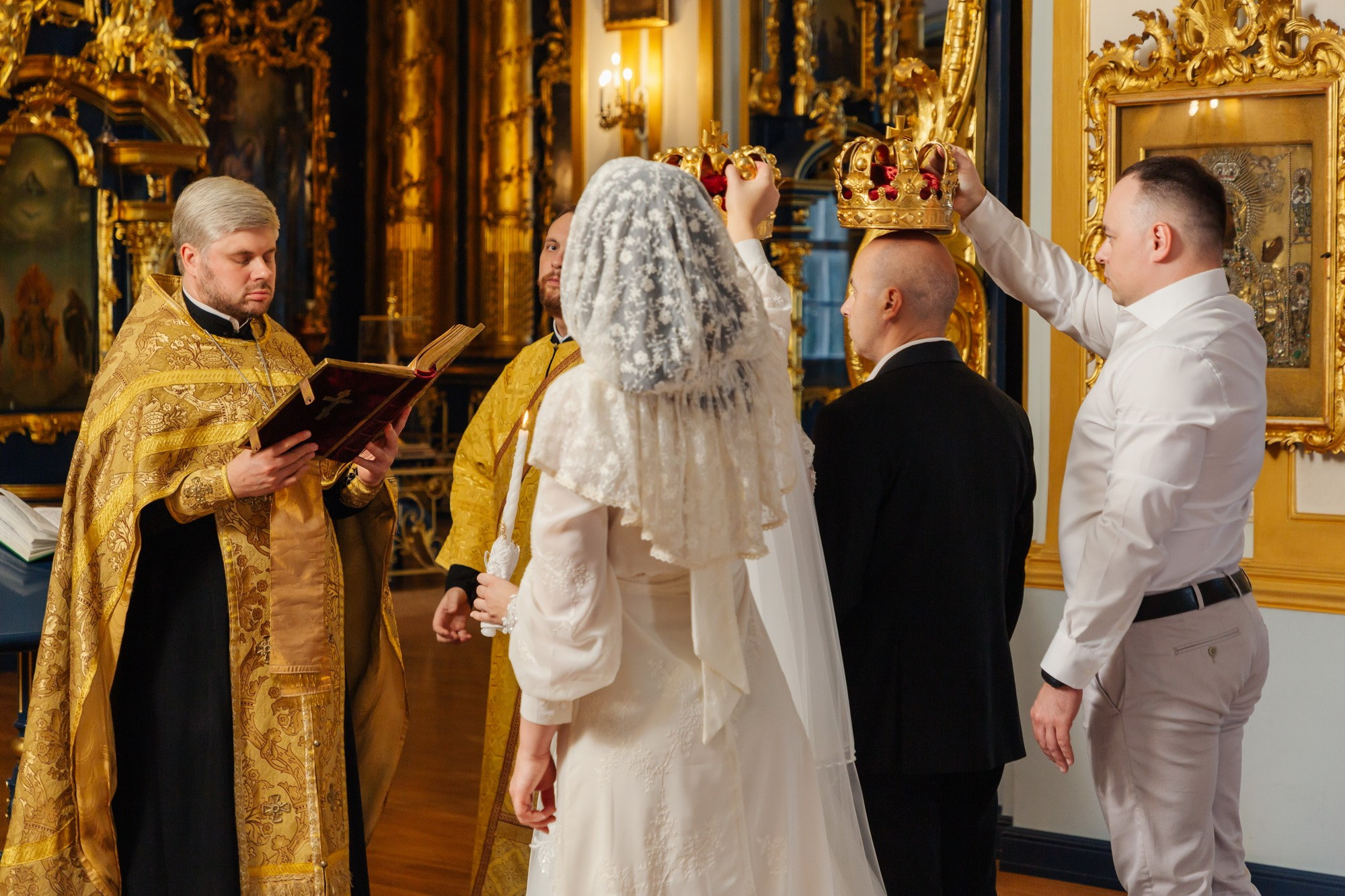 Николо Богоявленский морской собор венчание. Фотограф крещение венчание в Петербурге! Помогает подобрать храм и посоветовал душевного батюшку в СПб
