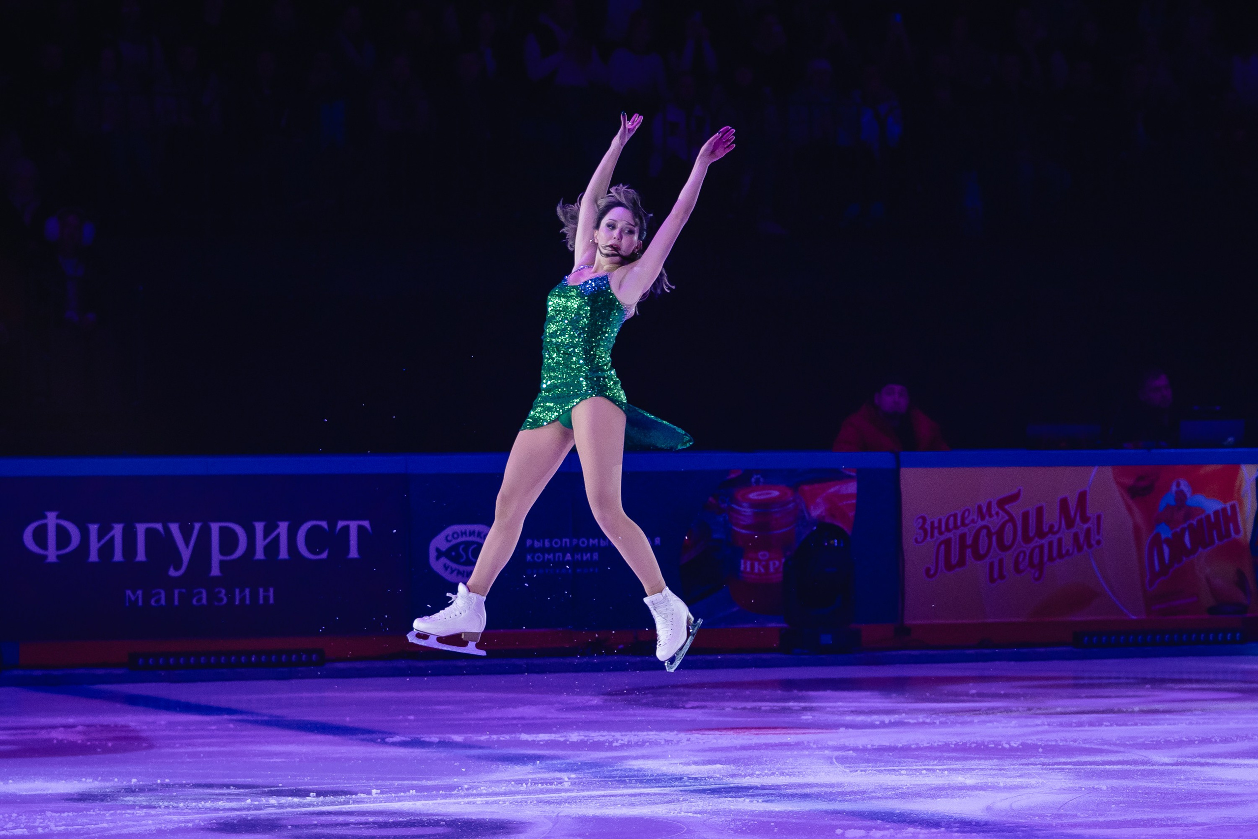 Шоу «Чемпионы на льду» в Новосибирске. Воробьева Ксения — Спортивный и танцевальный фотограф Новосибирск