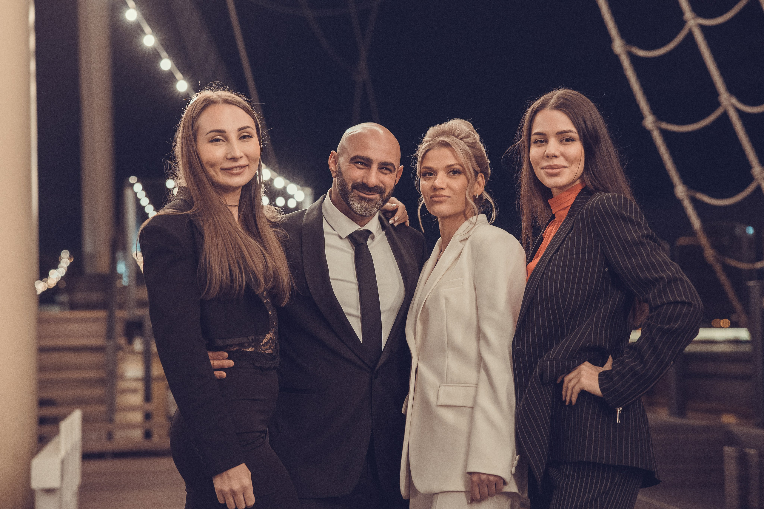 На торжестве у Стаса и Виктории. Professional photoartist in St. Petersburg (wedding, reportage, portrait, model book, love story) Alexander Shvedov