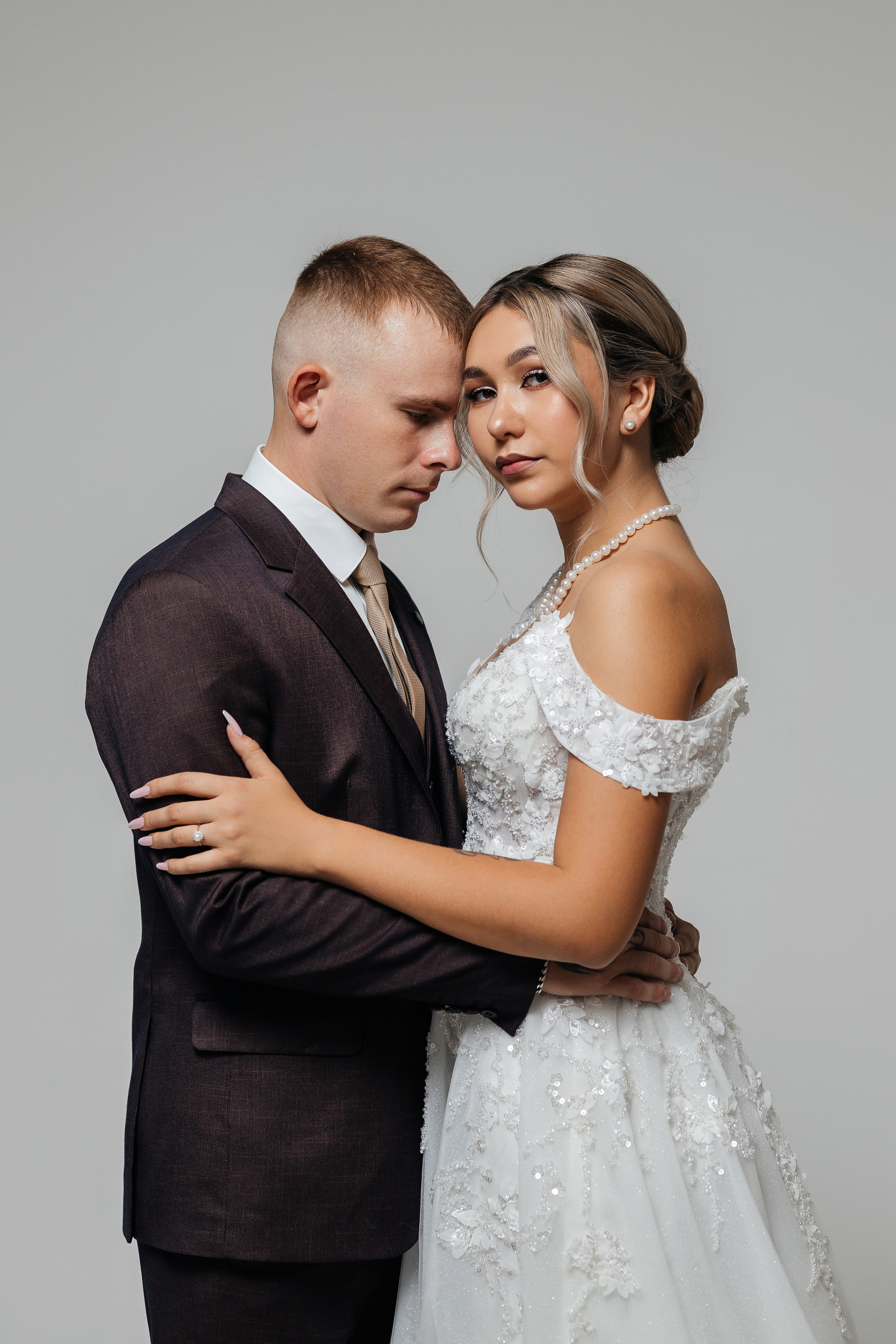 Красивая летняя свадьба в шатре. Олег Сверчков | Свадебный фотограф Вологда