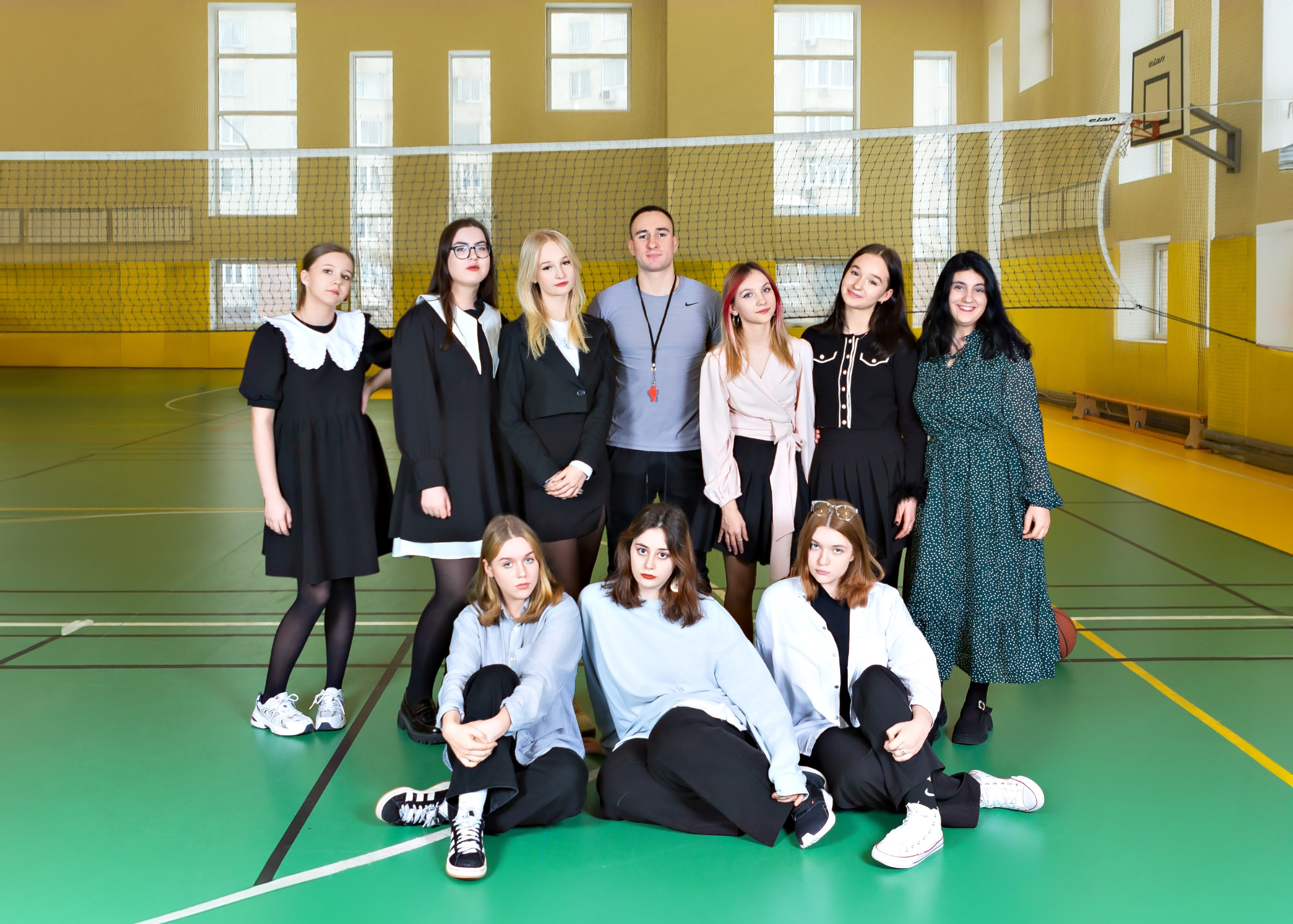 Выпускной альбом для 9 Класса. Выпускные альбомы и школьный фотограф в Подольске, Троицке, Щербинке, Москве и Московской области