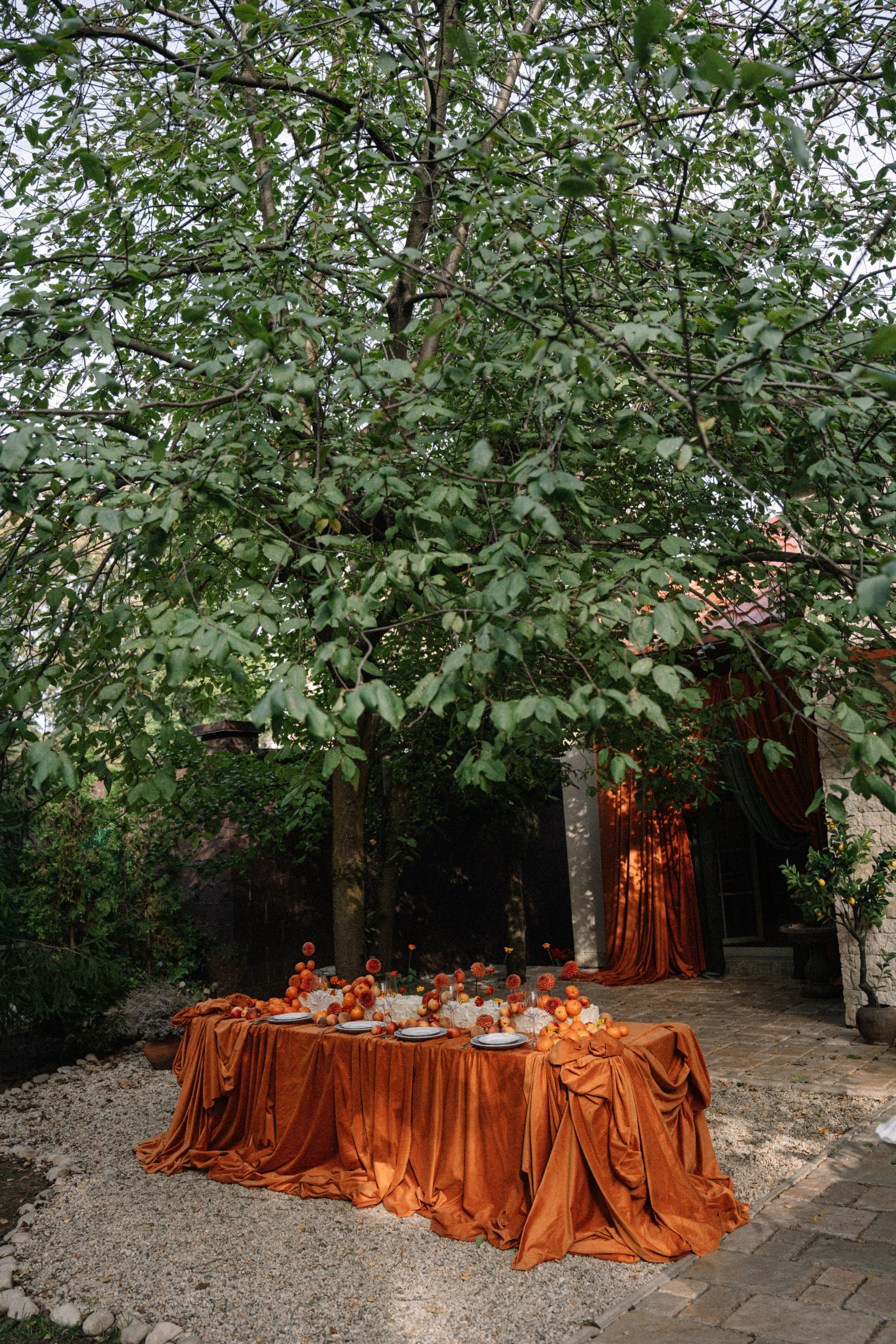 Свадебная фотосессия на вилле VILLA ROSSA