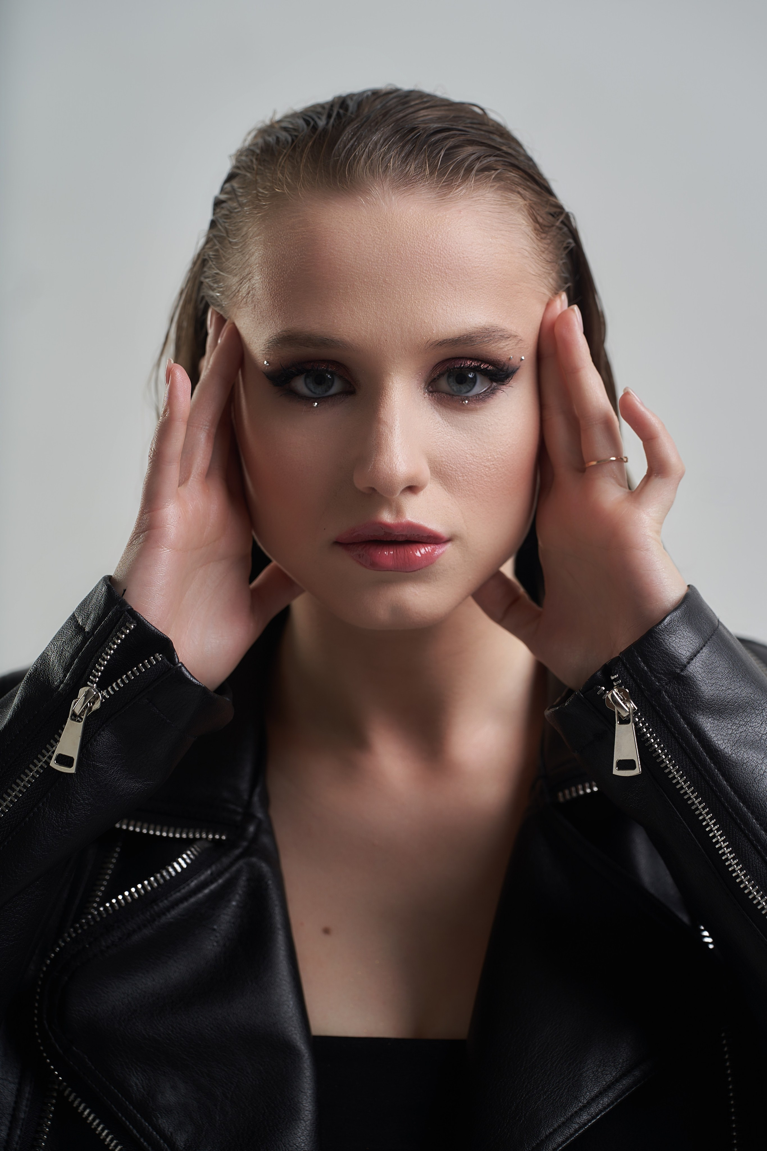 Актёрское портфолио. Фотограф Петр Анисимов