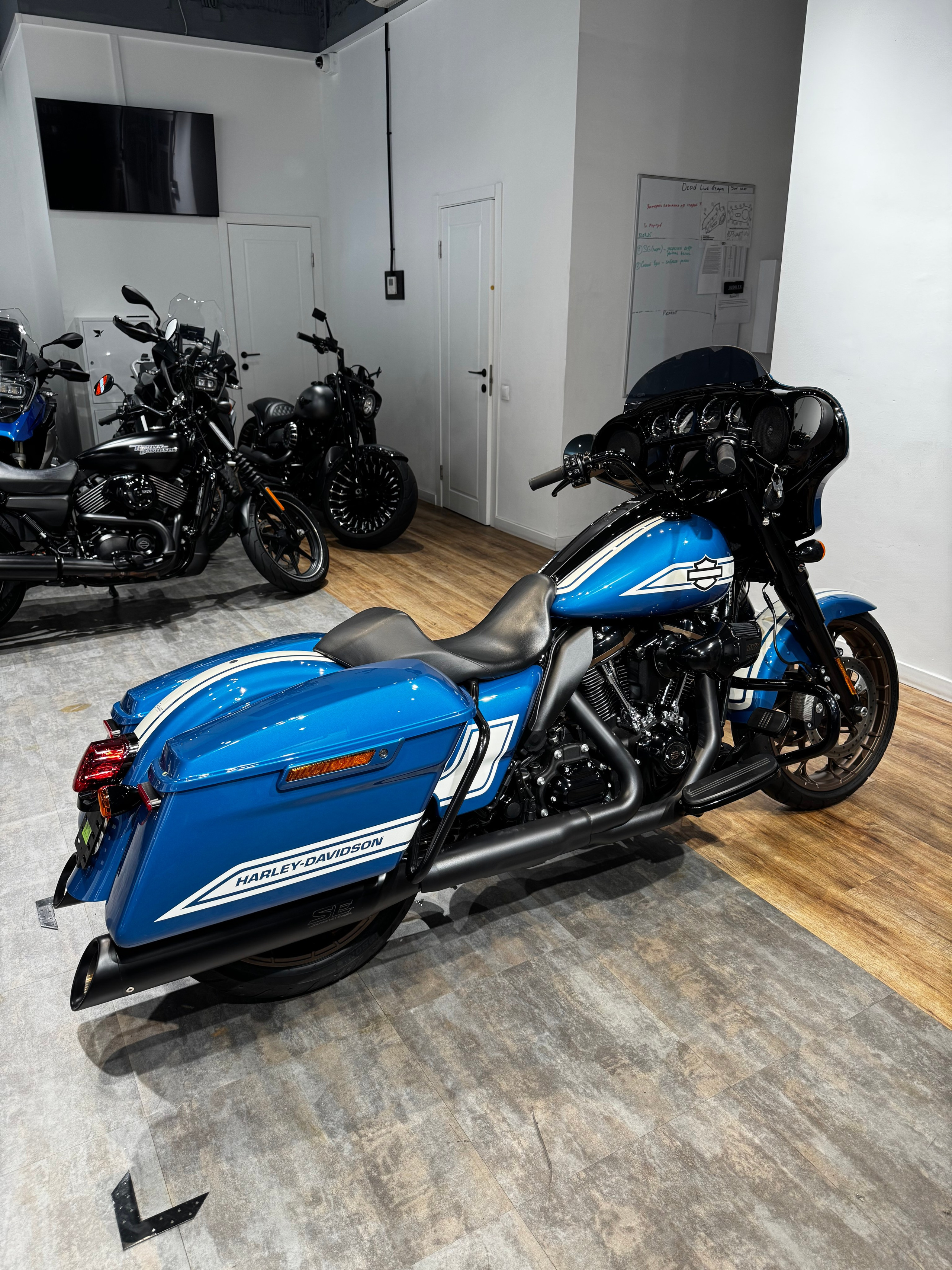 Мотоциклы Harley-Davidson 2023 Street Glide ST 117 (Enthusiast) (Touring) — купить мотоцикл. Hello Davidson, Москва. Только хорошие мотоциклы…