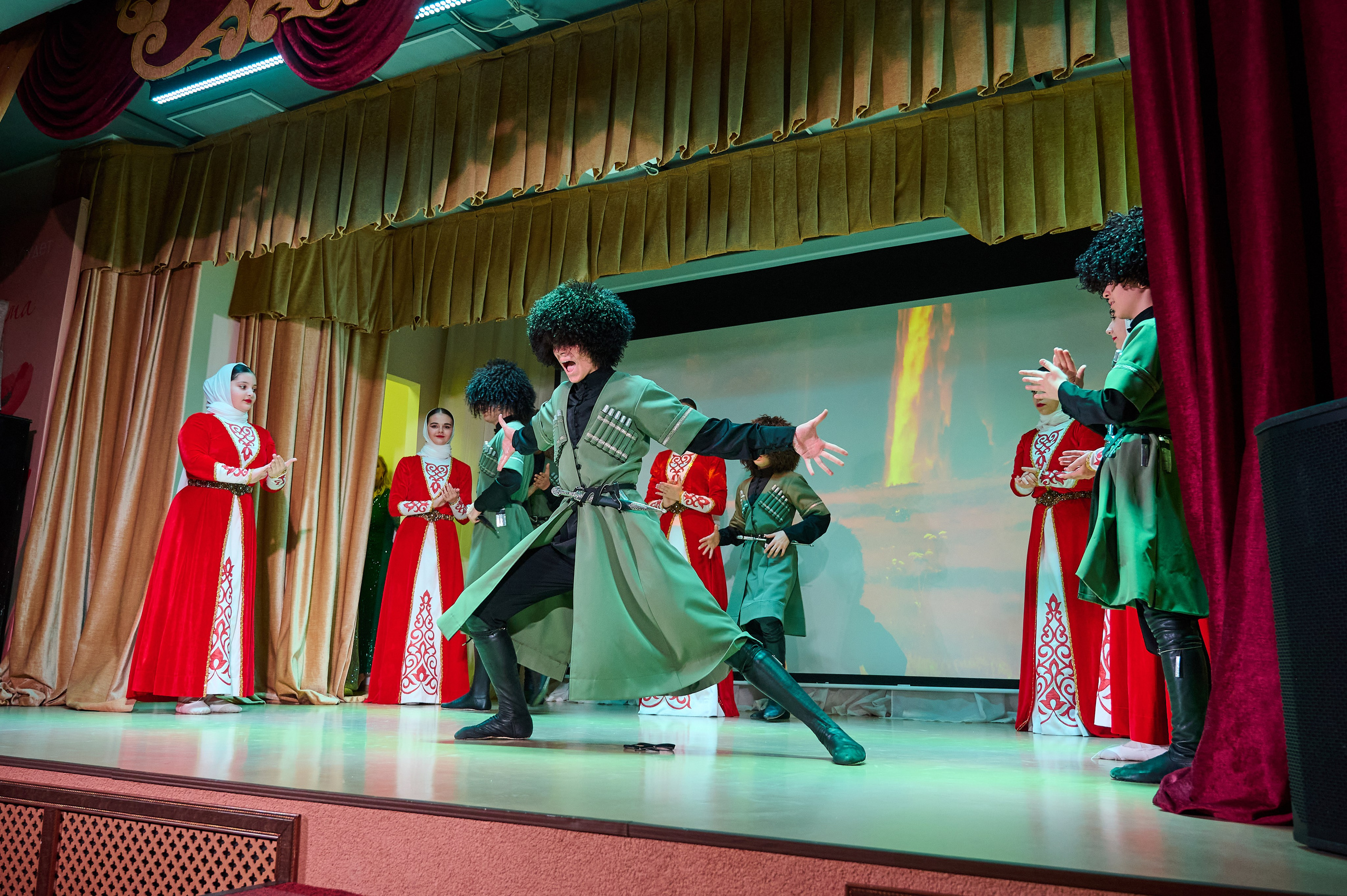 НГ ДК Виноградный. Жизнь курорта Кабардинка в фотографиях