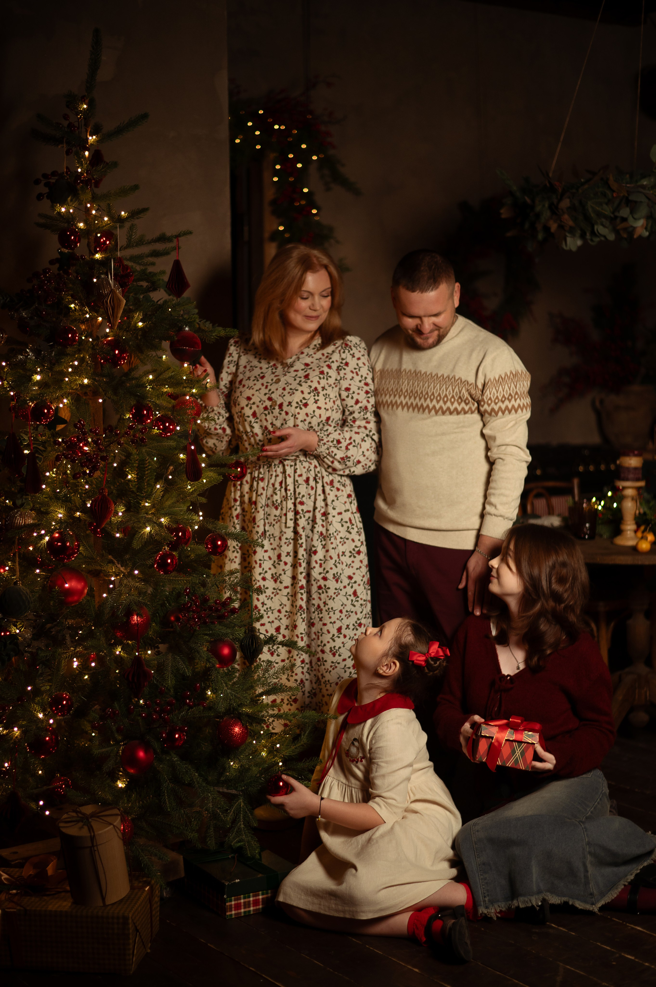 Новогодние студии, Новогодние залы для фотосессии в Санкт-Петербурге. Новогодние семейные фотосессии в СПб. Женский фотограф Санкт-Петербург Александра Колий