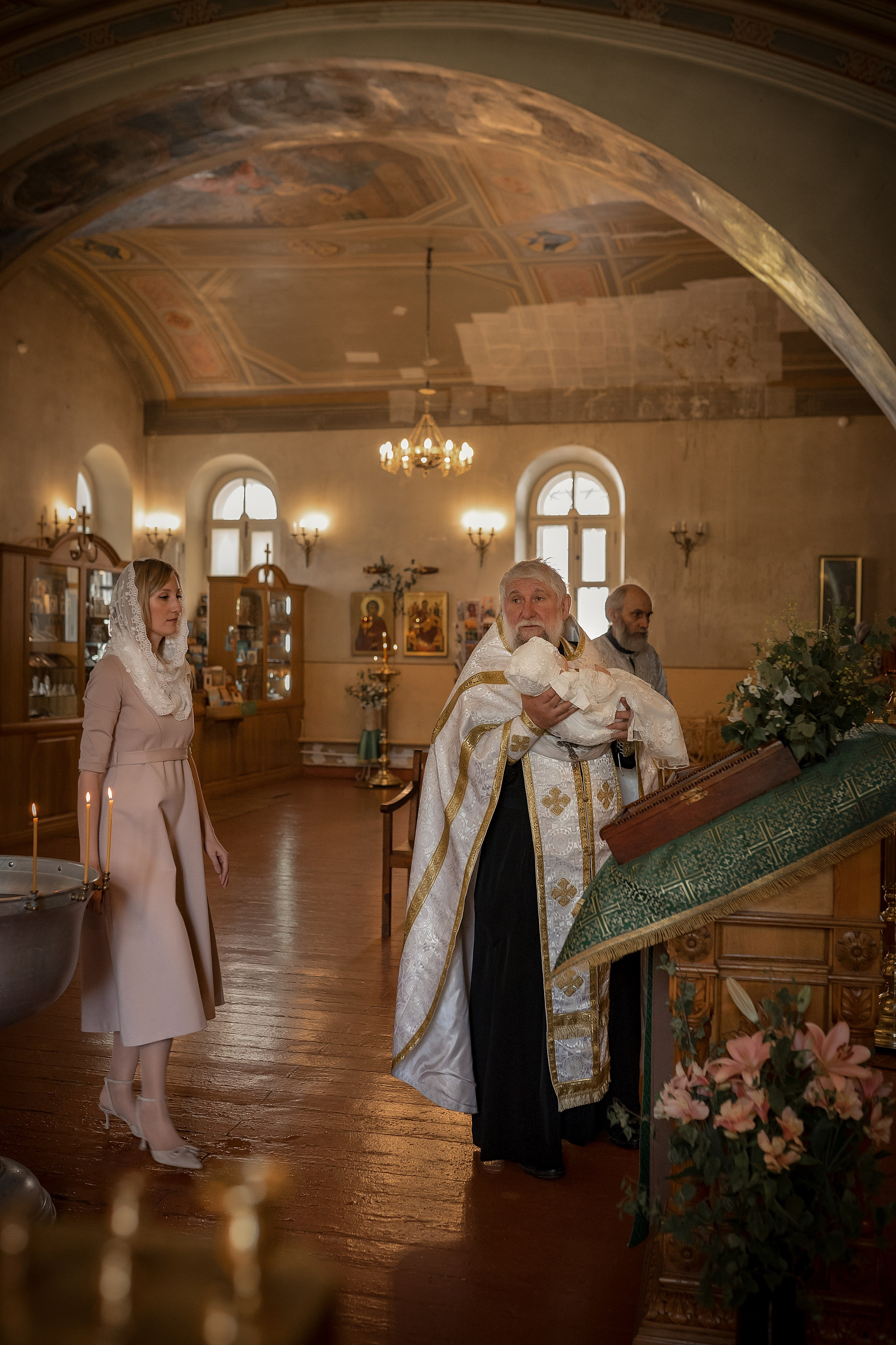 Крещение Софии. Фотограф Крещения и Венчания в Москве