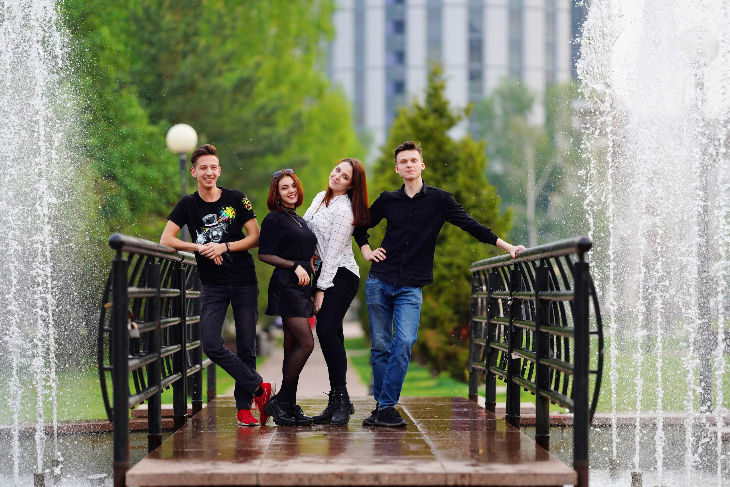 Весна 9,11 класс. Фотограф Герман