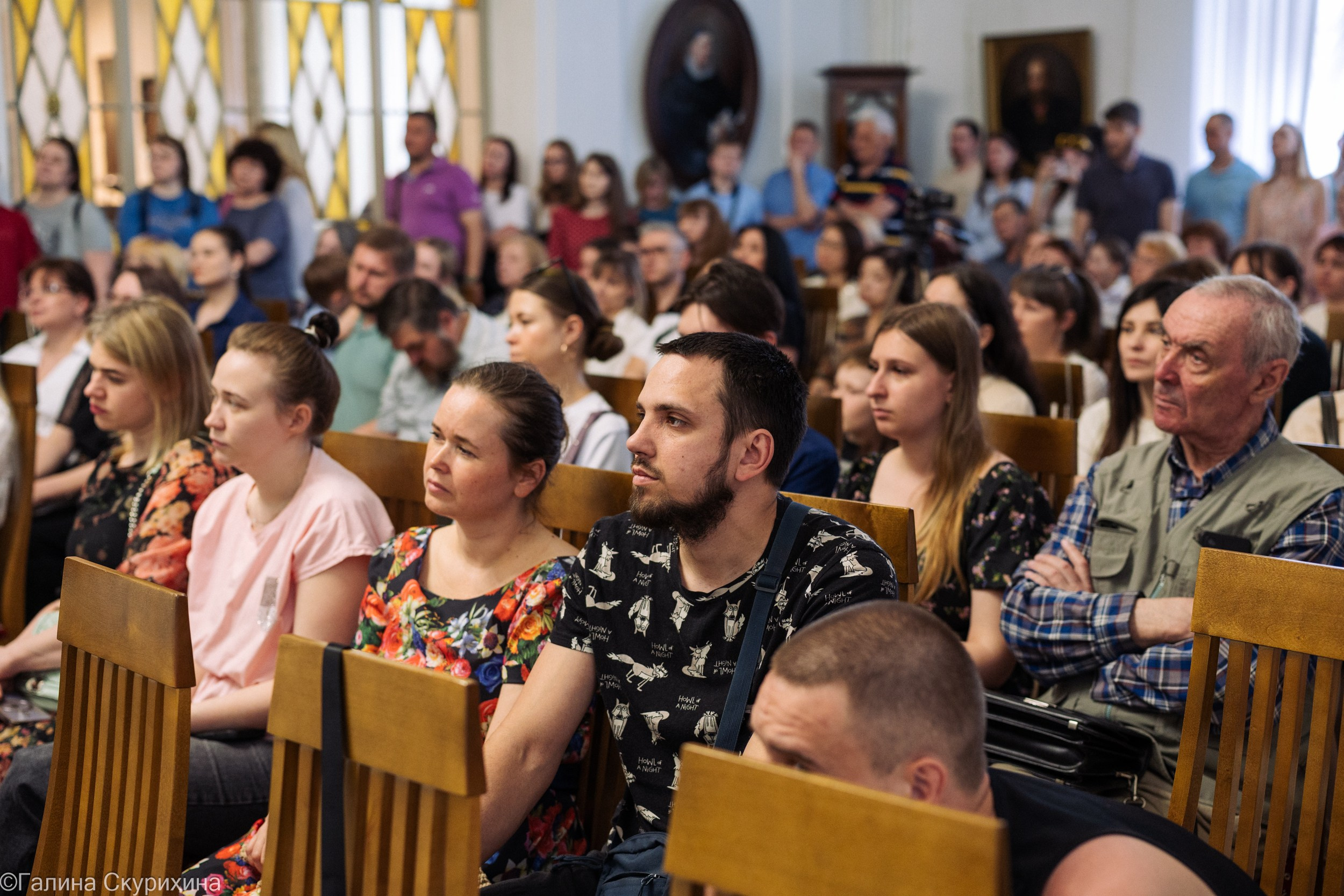 Концерт школьных хоровых коллективов в музее им. Д. Г. Бурылина. Семейный детский фотограф на крещение, венчание в Иваново Галина Скурихина
