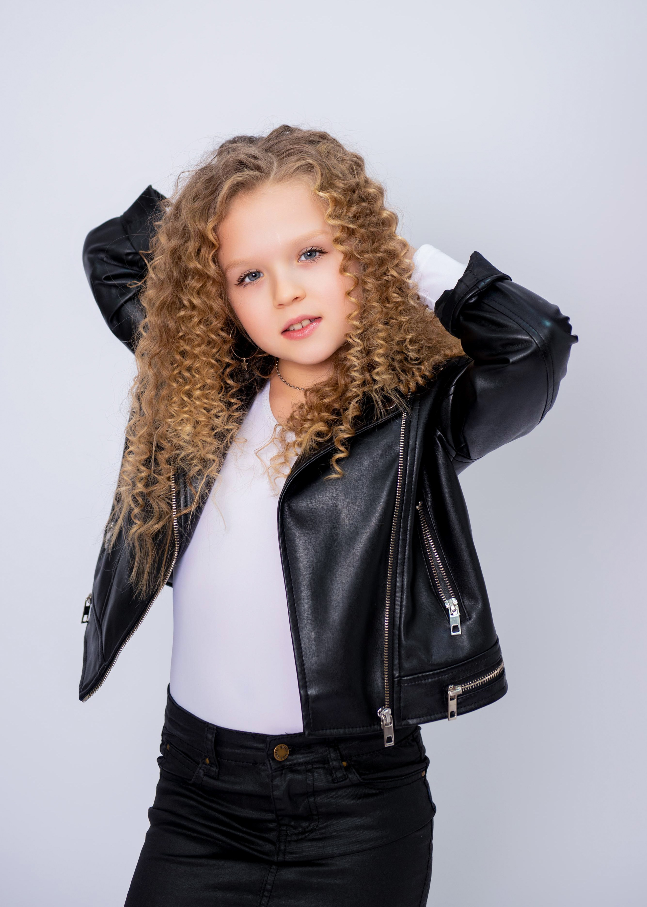 Фотосессия один день в школе. Профессиональный фотограф в Москве и Одинцово Родика Архип