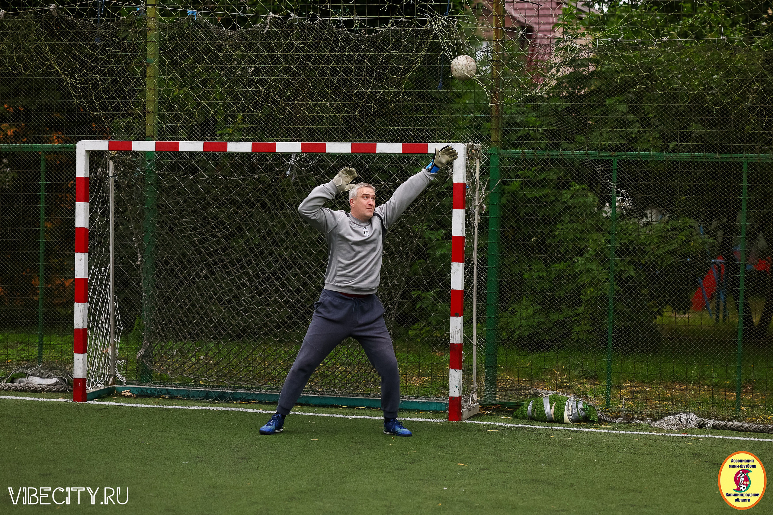ИГРЫ МИНИ-ФУТБОЛЬНОЙ И КОРПОРАТИВНОЙ ЛИГИ. VIBECITY.RU Вайб Сити Ру Фоторепортажи Фотоотчеты Калининград