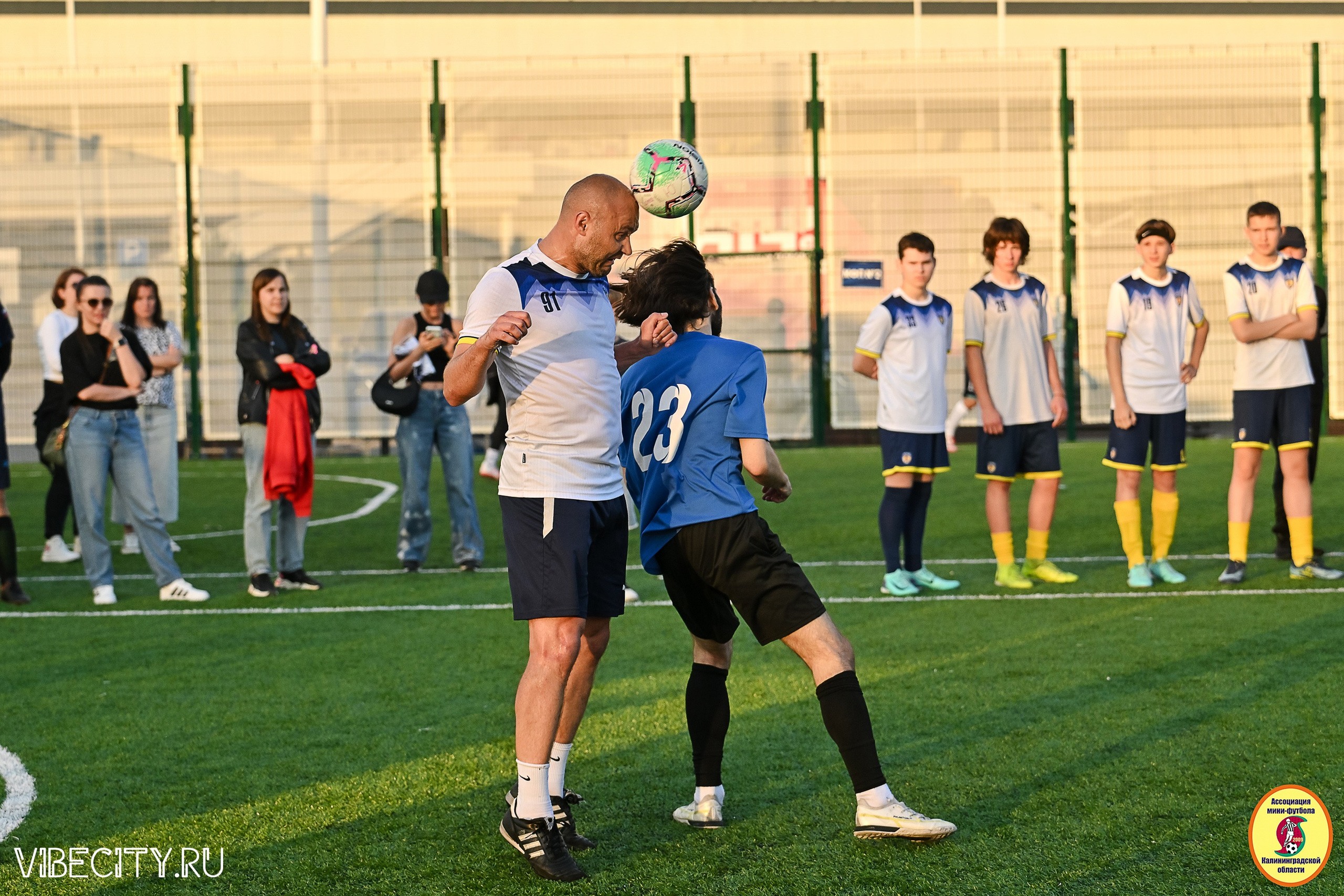 ИГРЫ МИНИ-ФУТБОЛЬНОЙ И КОРПОРАТИВНОЙ ЛИГИ. VIBECITY.RU Вайб Сити Ру Фоторепортажи Фотоотчеты Калининград