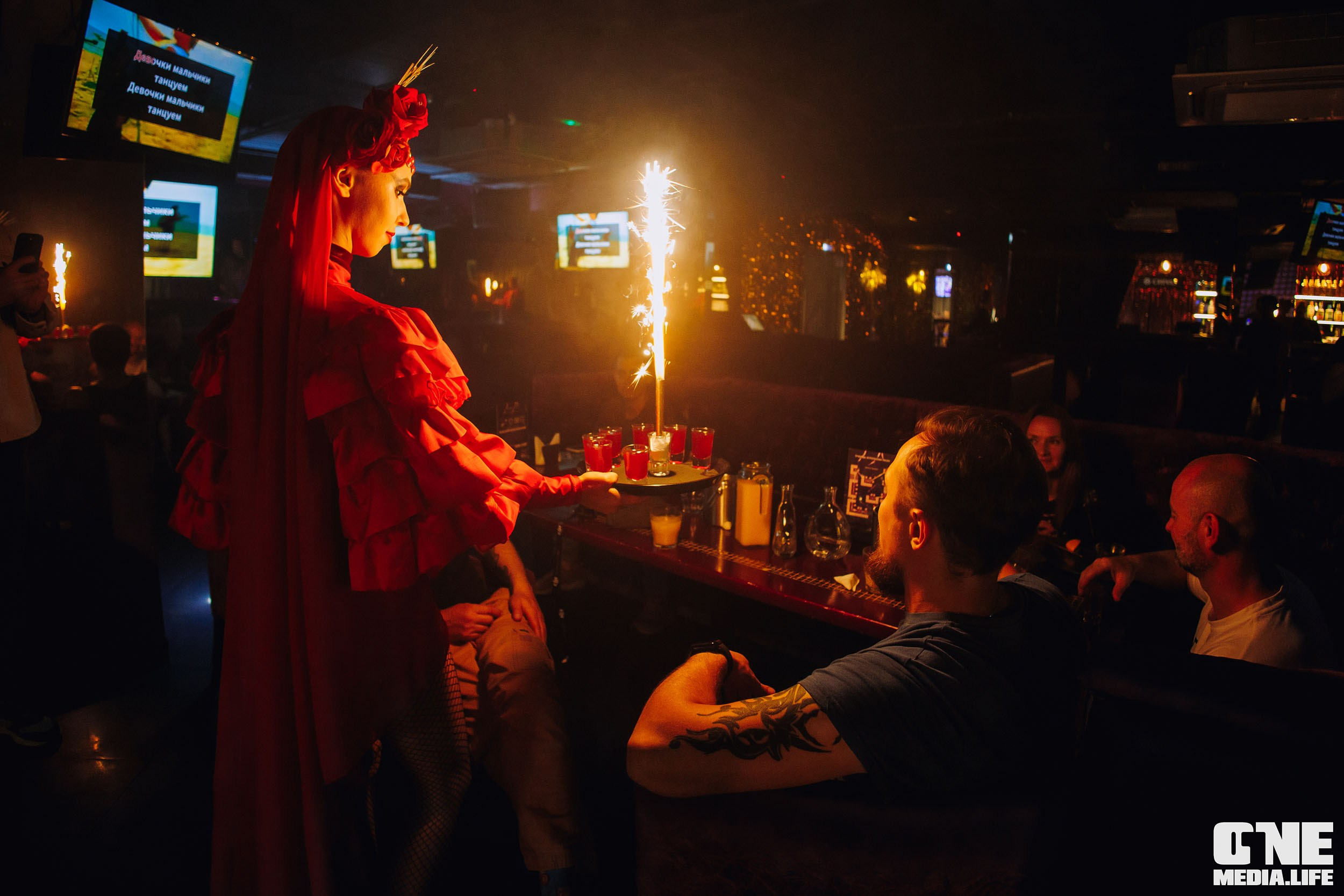 Фоторепортаж из караоке-клубе Эйфория. One Media Life: фоторепортажи, фотоотчеты с мероприятий и заведений