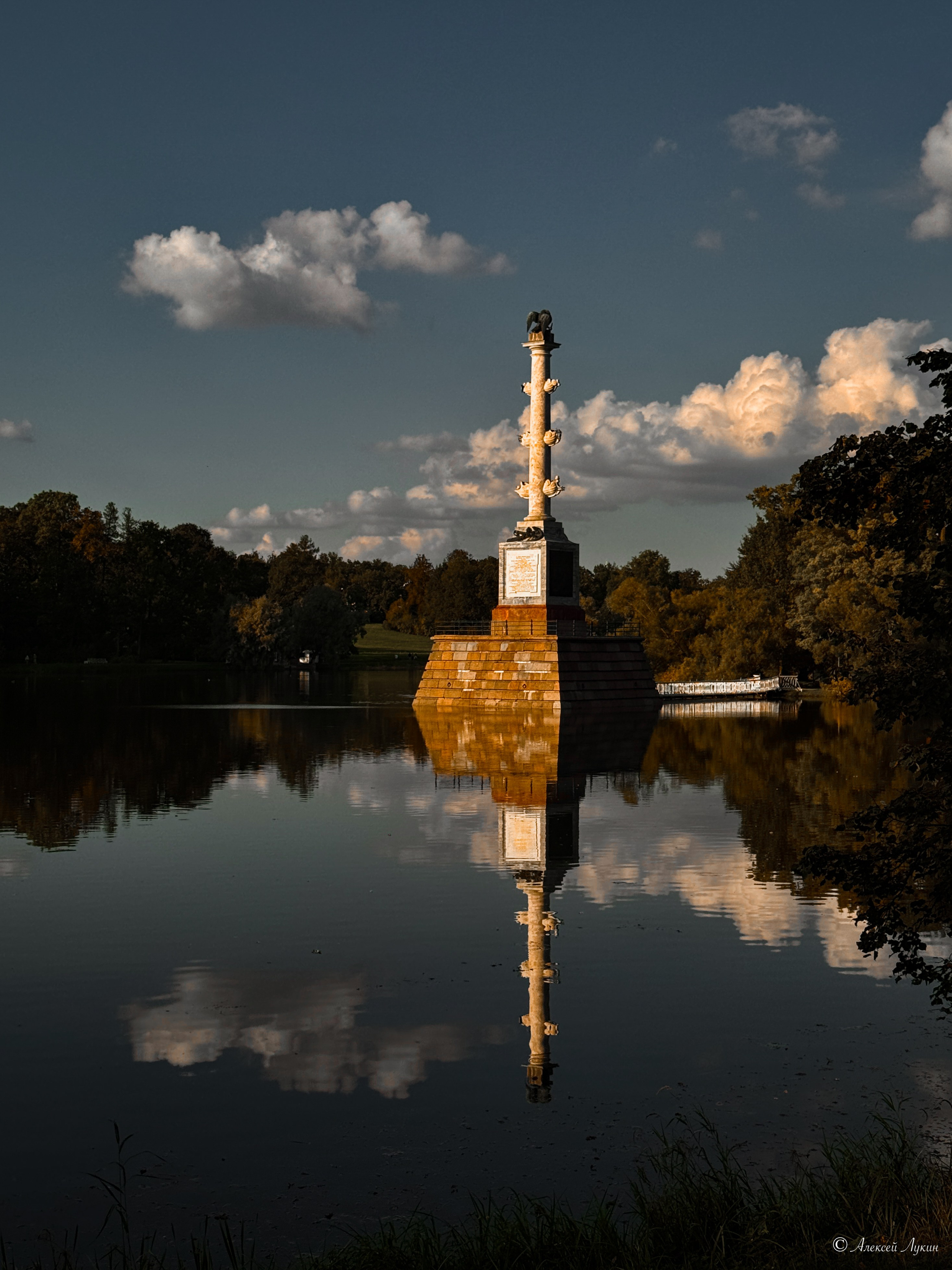 Фотографии Санкт-Петербурга на телефон. Фотограф Алексей Лукин. Профессиональная фотосъёмка в Санкт-Петербурге. Обработка и Ретушь фотографий