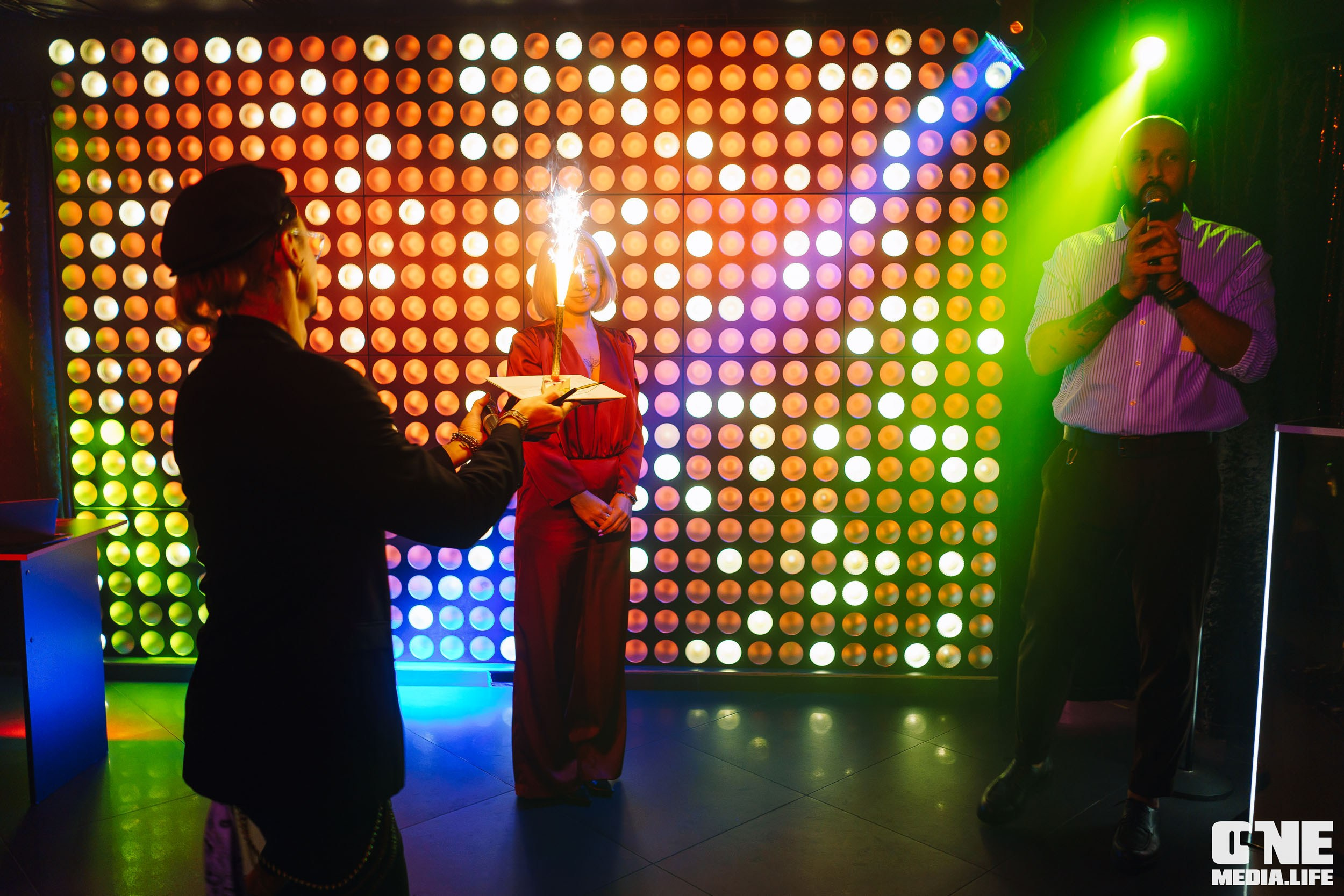 Фоторепортаж из караоке-клуба Эйфория. One Media Life: фоторепортажи, фотоотчеты с мероприятий и заведений