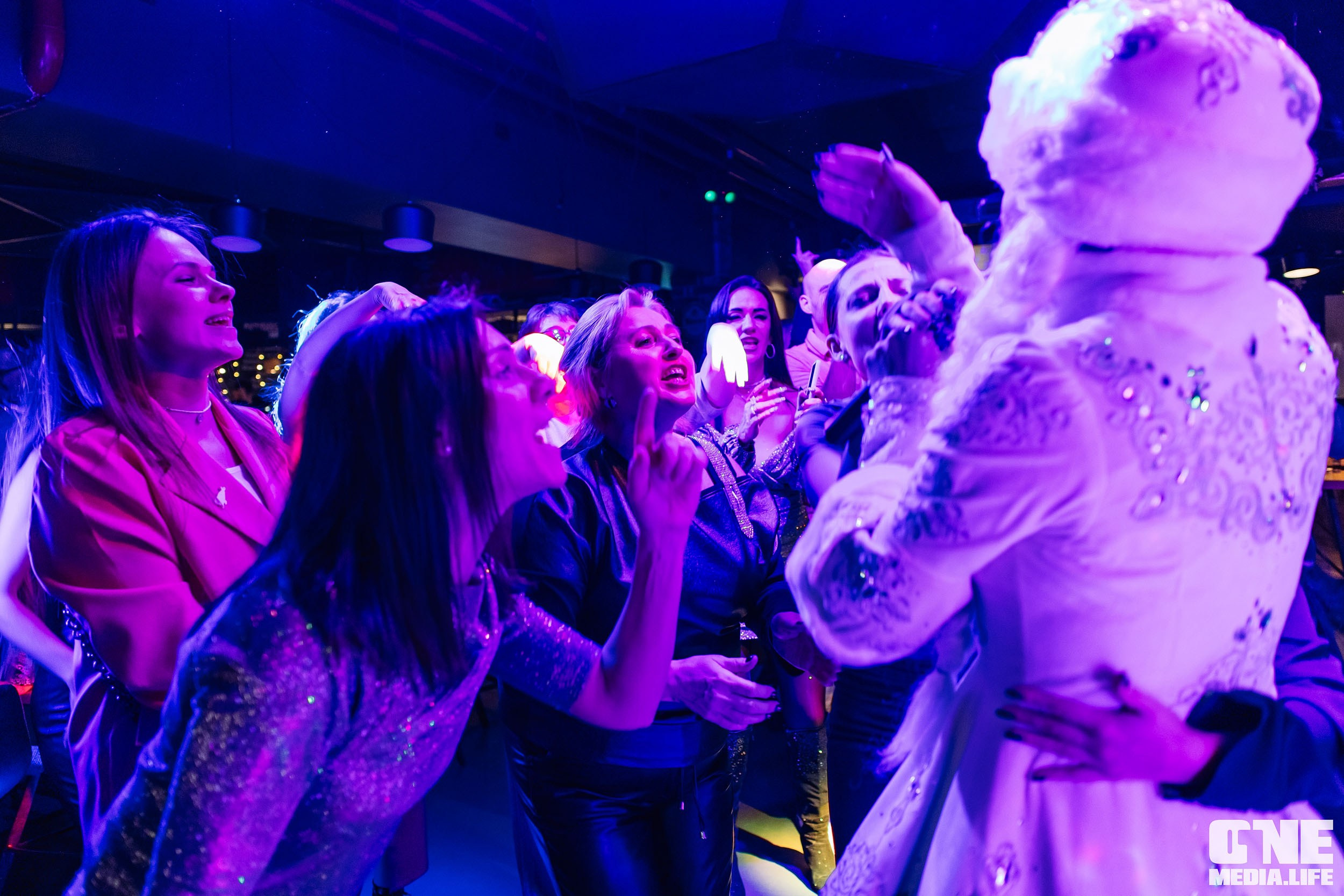 Фоторепортаж из бара Барре. One Media Life: фоторепортажи, фотоотчеты с мероприятий и заведений