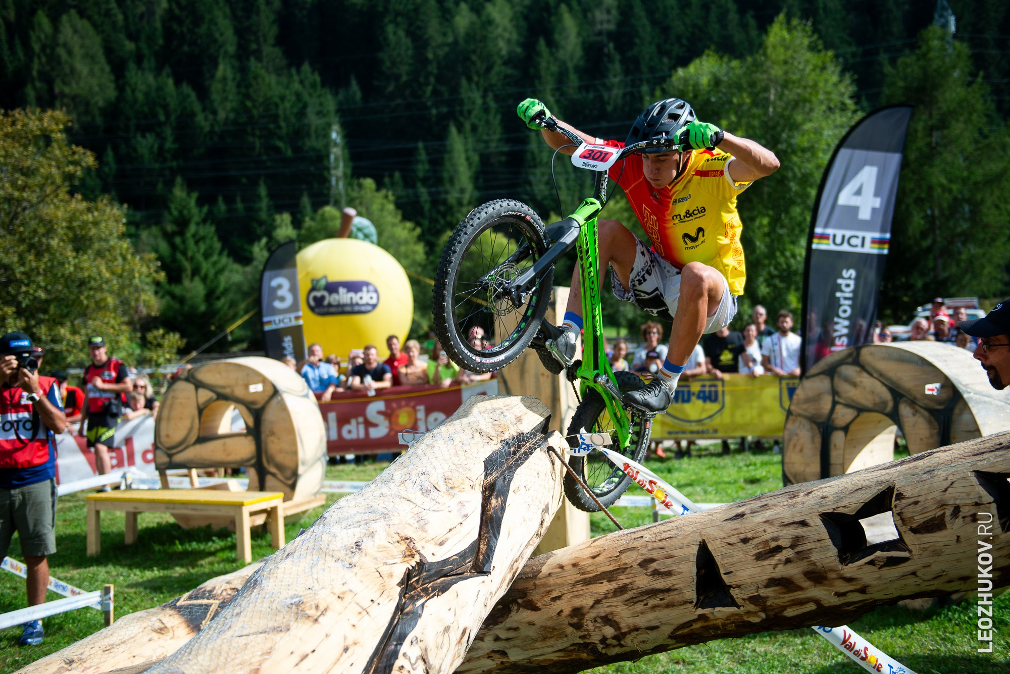 UCI Trials World Championships 2016 — finals. Sports photographer Leonid Zhukov