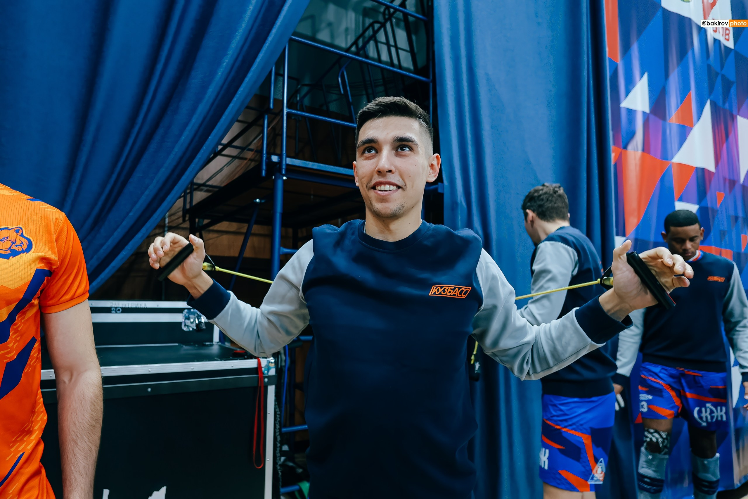 06.11 Волейбол. Нефтяник-Кузбасс. Команда специалистов в мире фотографии и видео. Детский фотограф, семейный фотограф