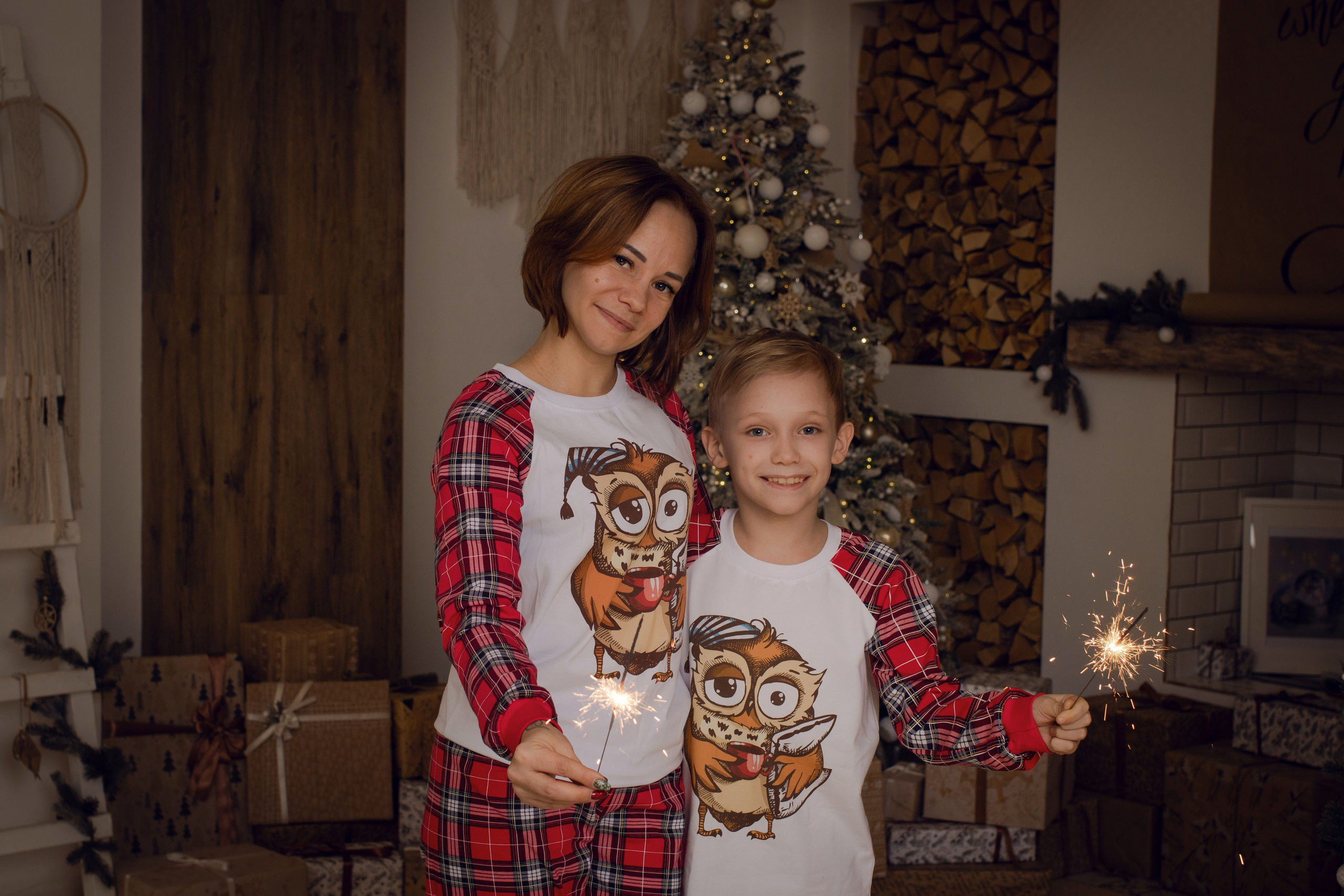 Съёмка в студии с новогодним декором. Фотограф Анна Невская