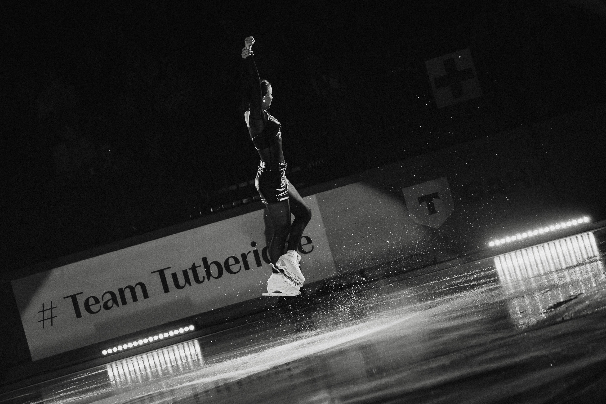 Шоу Этери Тутберидзе в Новосибирске. Воробьева Ксения — Спортивный и танцевальный фотограф Новосибирск