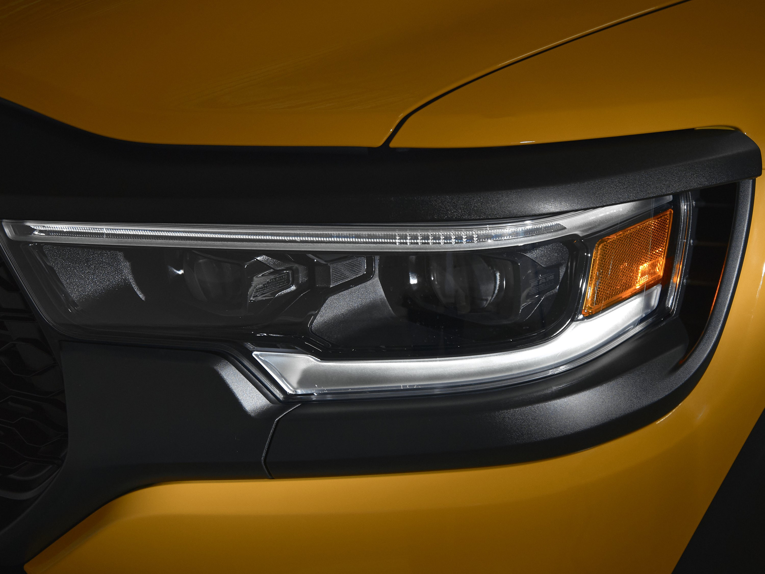 Автомобильный фотограф в Санкт-Петербурге Антон Гумен | Фотосессии авто для автосалонов